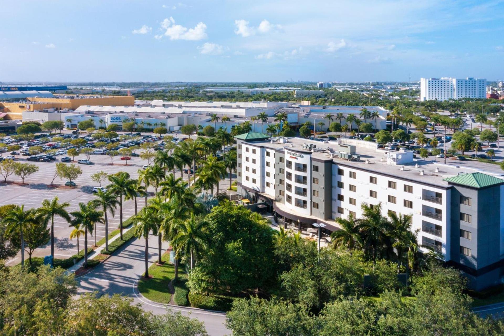 Courtyard by Marriott Miami at Dolphin Mall photo 26