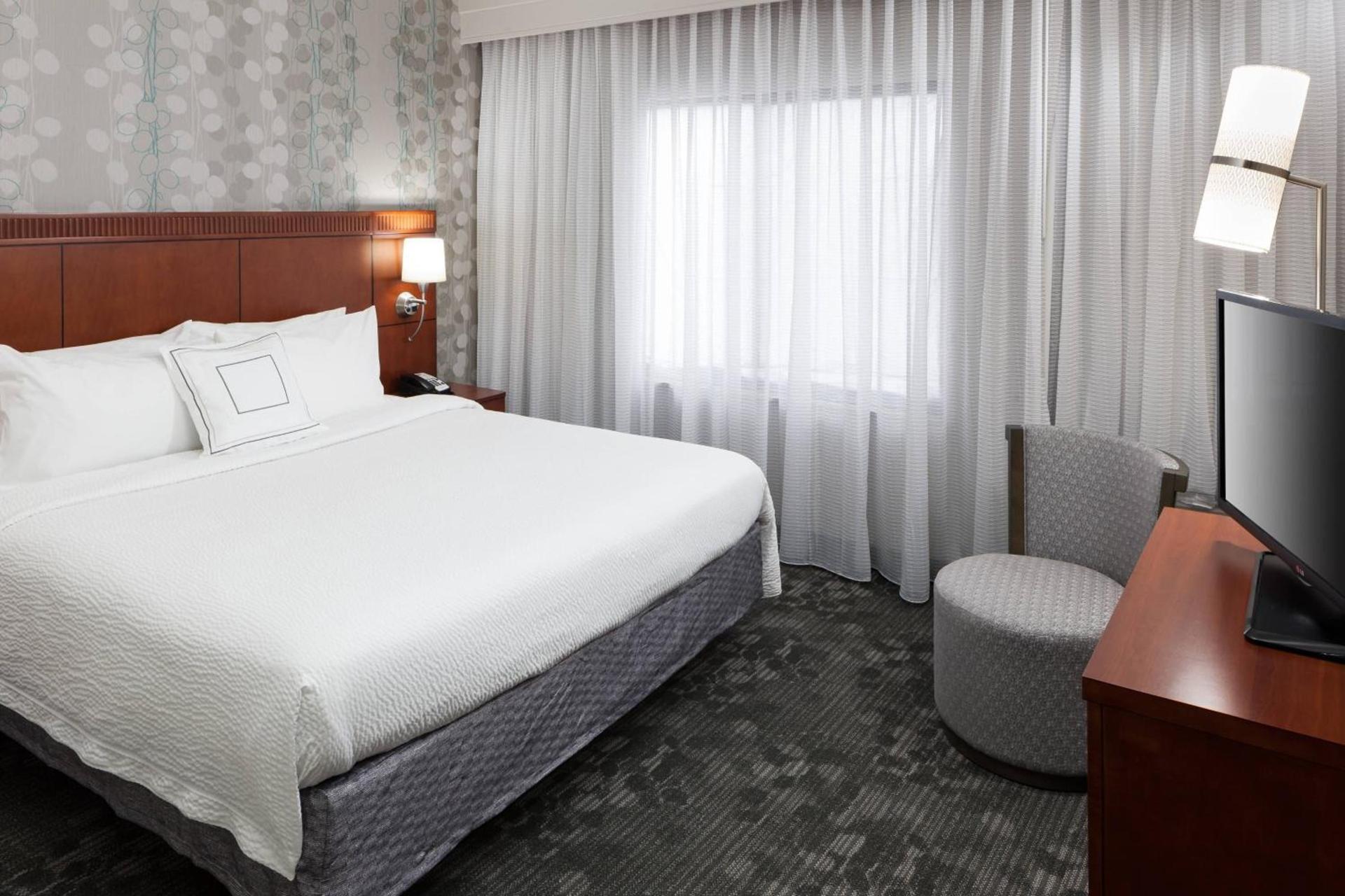 Courtyard by Marriott Miami at Dolphin Mall photo 37