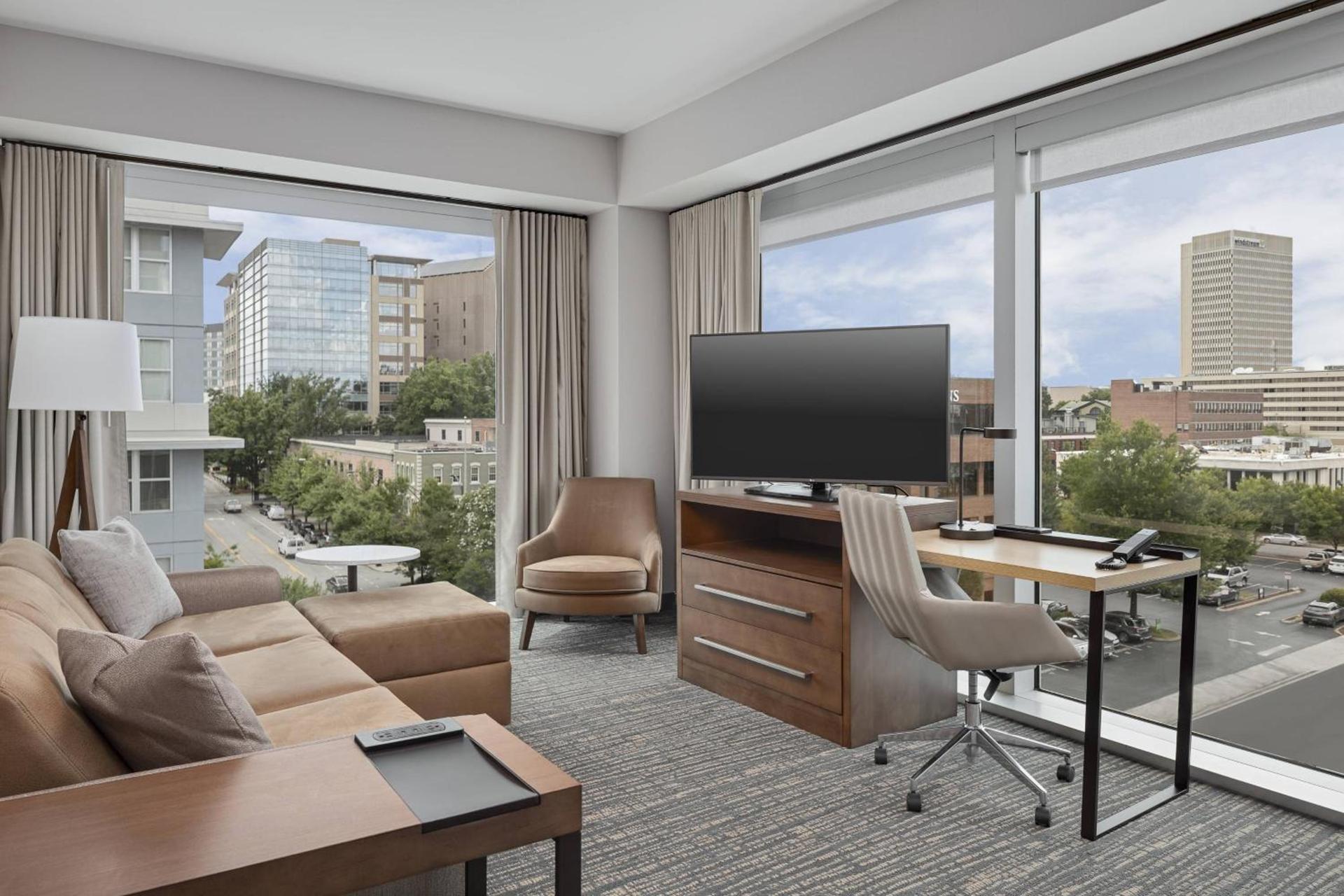 Residence Inn by Marriott Greenville Downtown photo 5