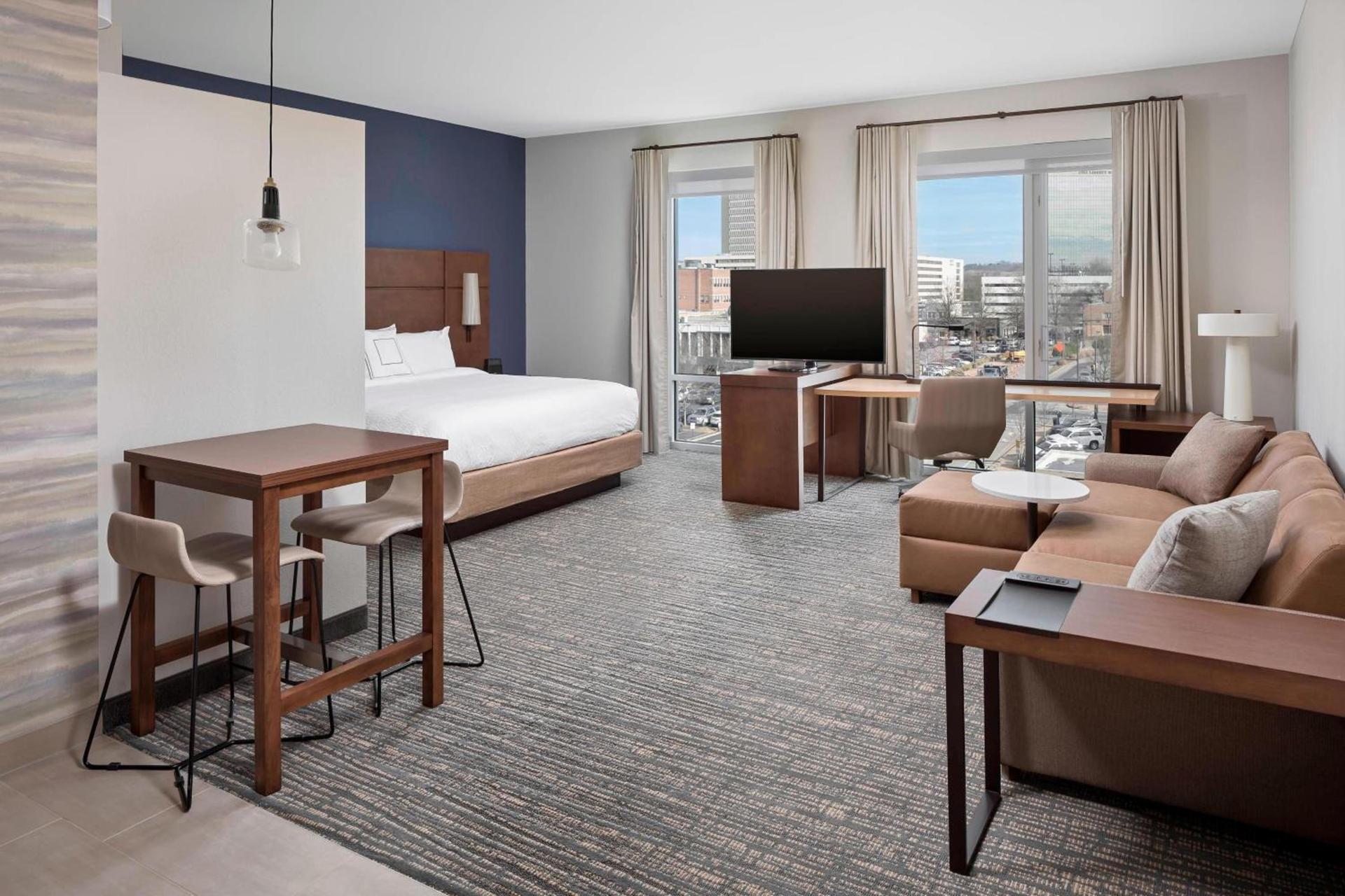 Residence Inn by Marriott Greenville Downtown photo 7