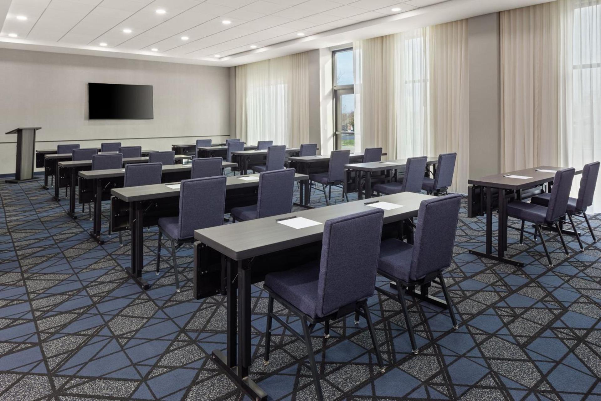 Courtyard by Marriott Bettendorf photo 52
