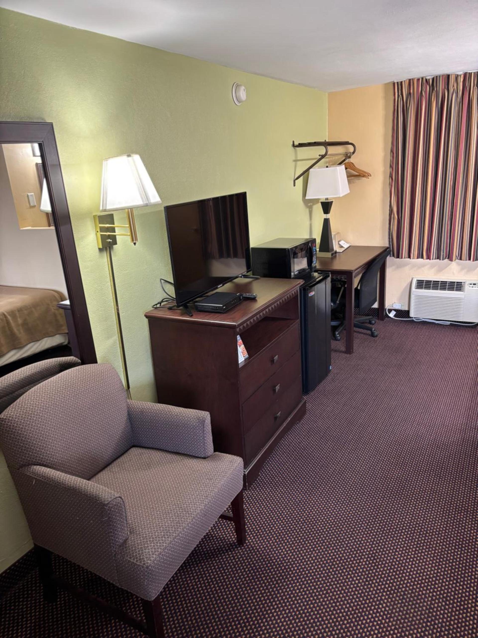 Budget Host Inn Somerset photo 11