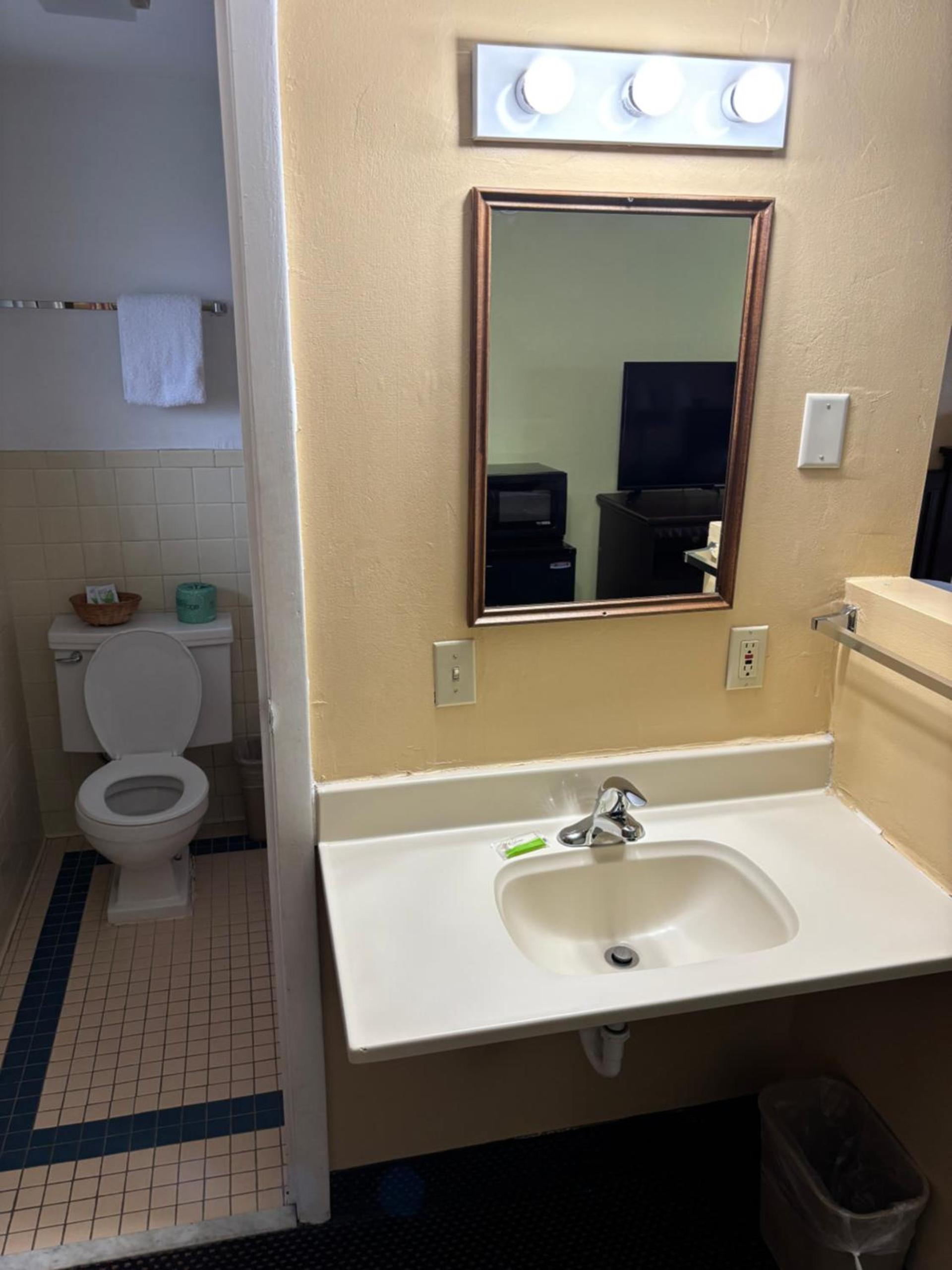 Budget Host Inn Somerset photo 22