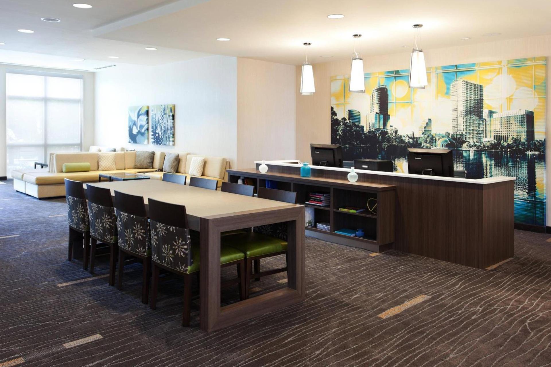 Courtyard by Marriott Orlando South/Grande Lakes Area photo 27