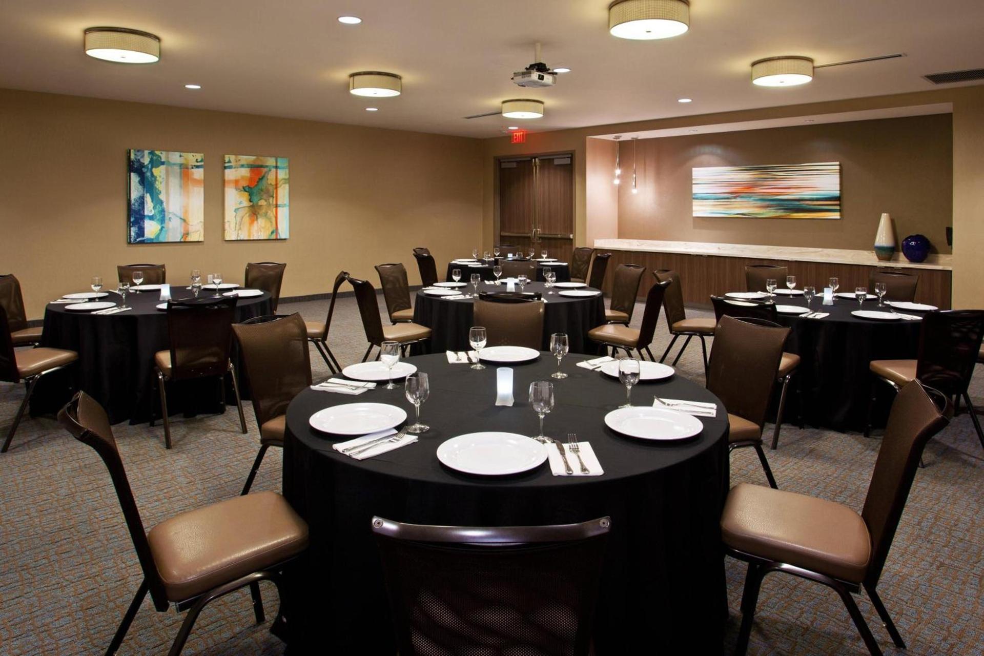 Courtyard by Marriott Orlando South/Grande Lakes Area photo 36