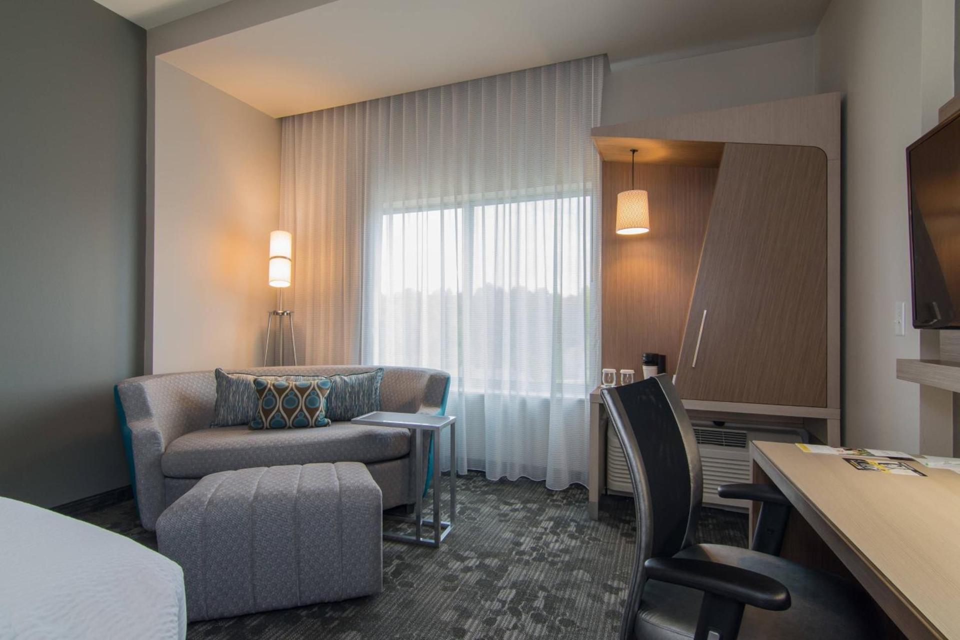 Courtyard by Marriott Raleigh-Durham Airport/Brier Creek photo 5
