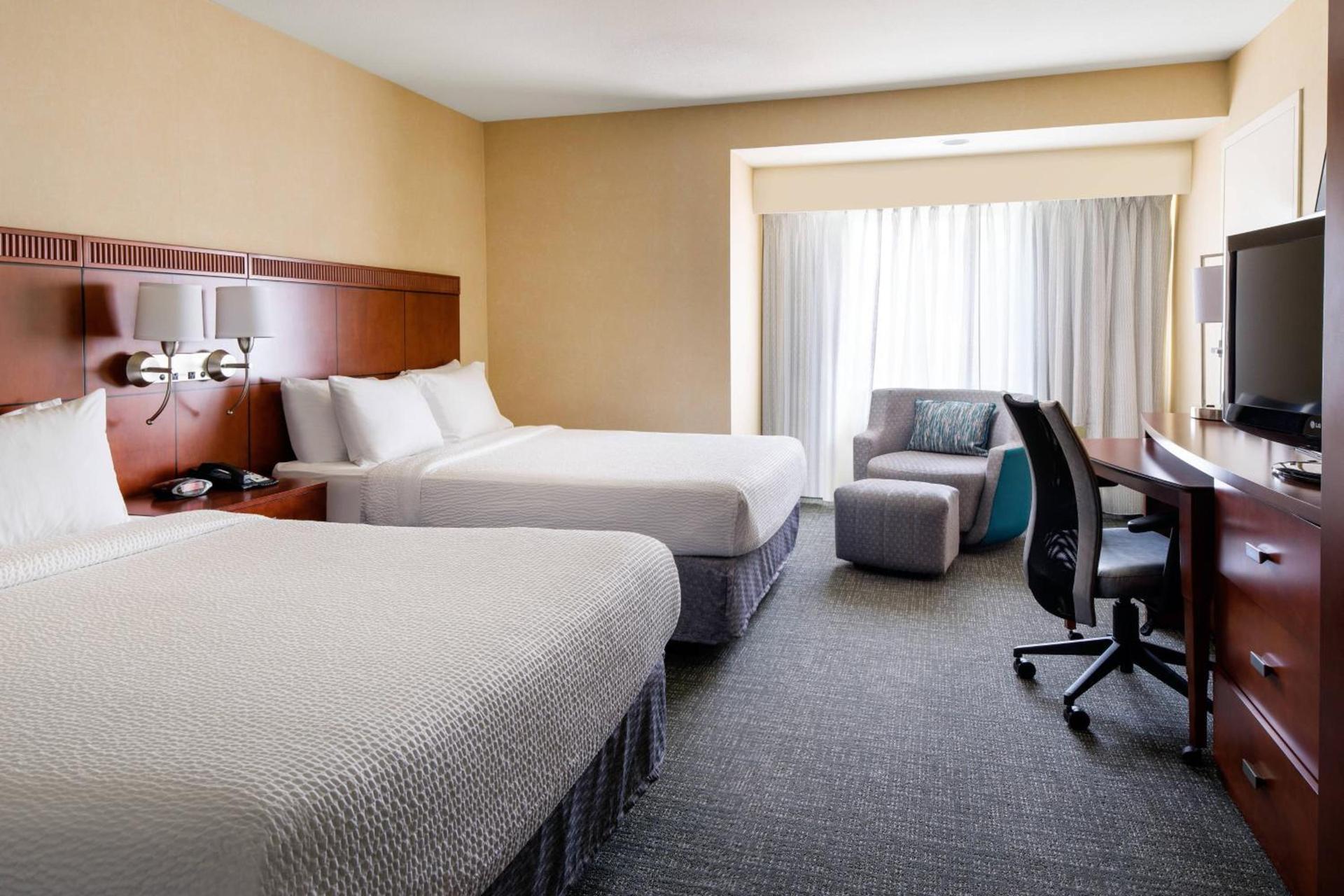 Courtyard by Marriott Sacramento Cal Expo photo 12