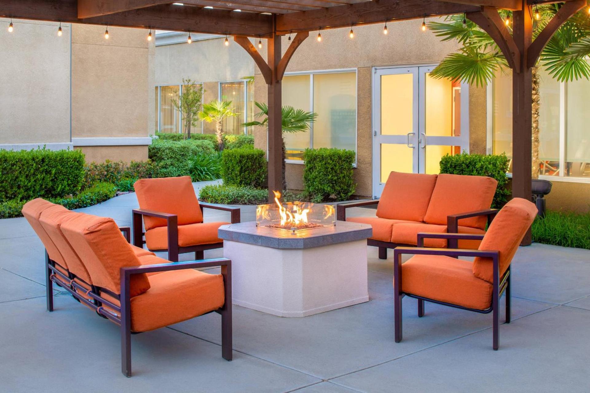 Courtyard by Marriott Sacramento Cal Expo photo 24