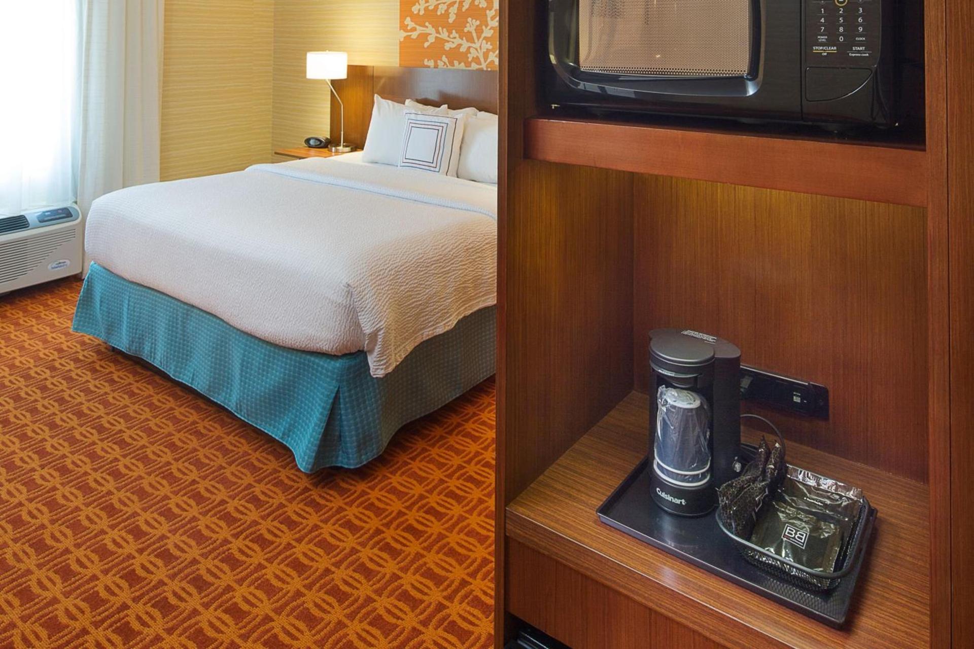 Fairfield Inn and Suites by Marriott Monaca photo 8