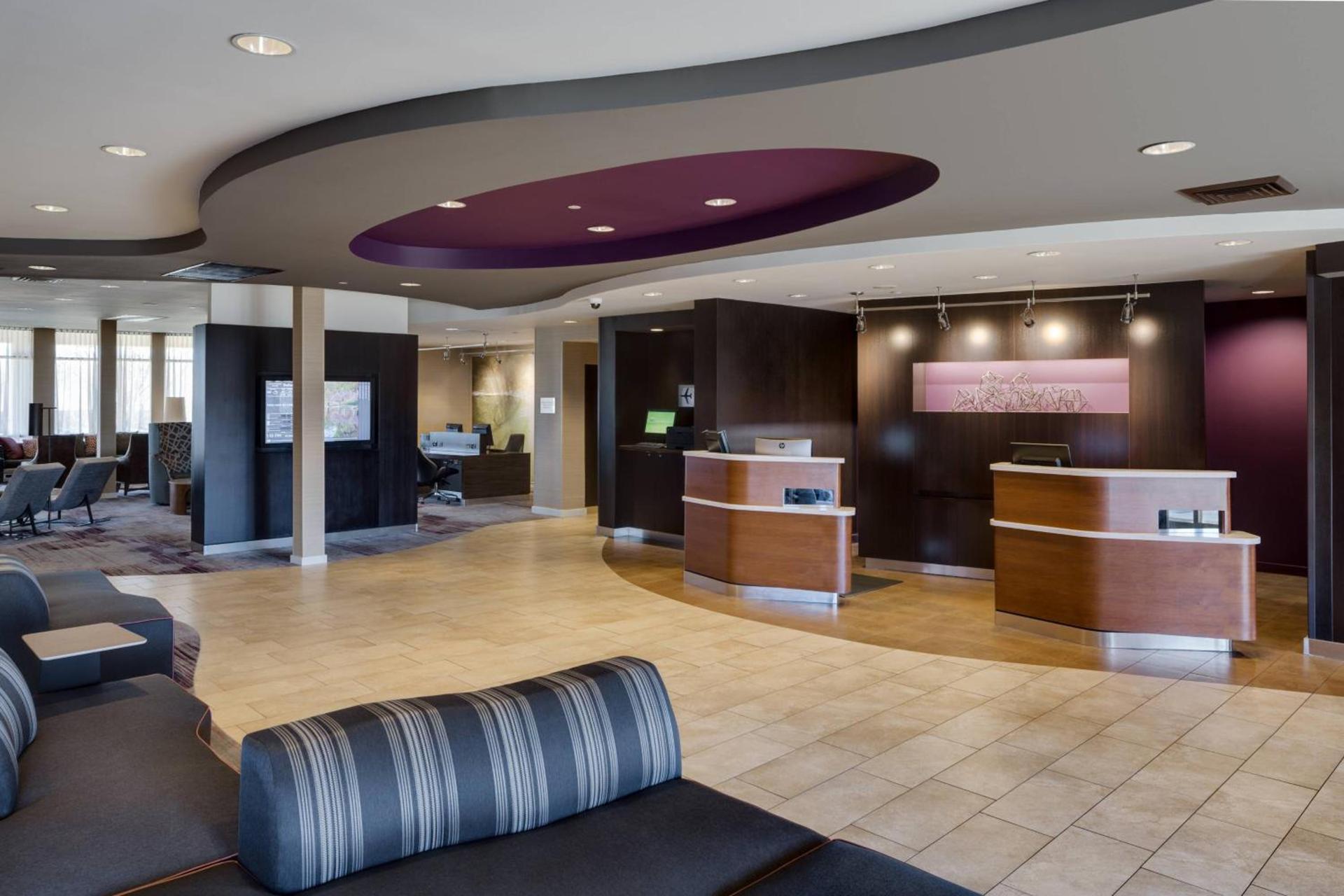 Courtyard by Marriott Providence Warwick photo 3