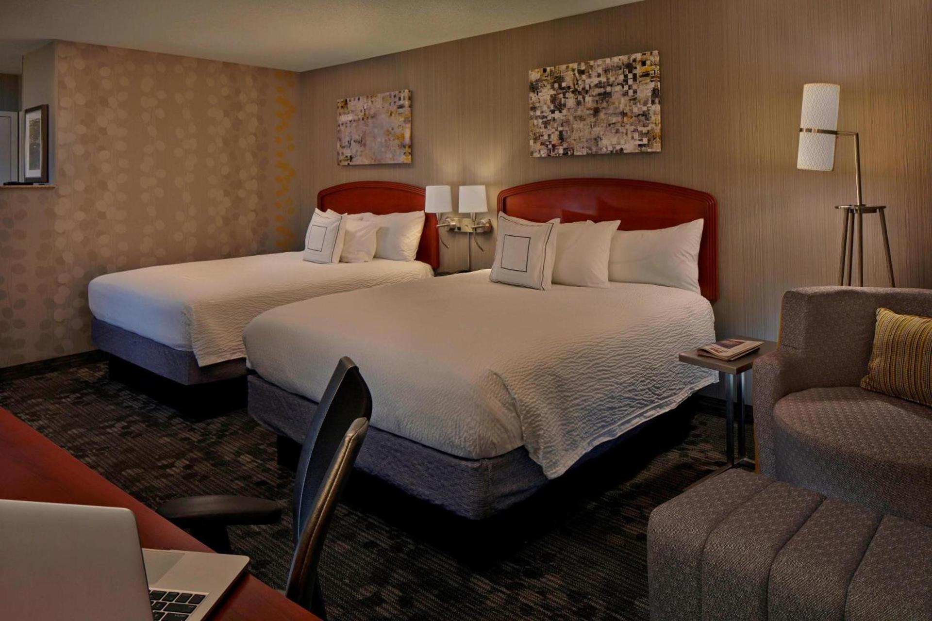 Courtyard by Marriott Providence Warwick photo 5