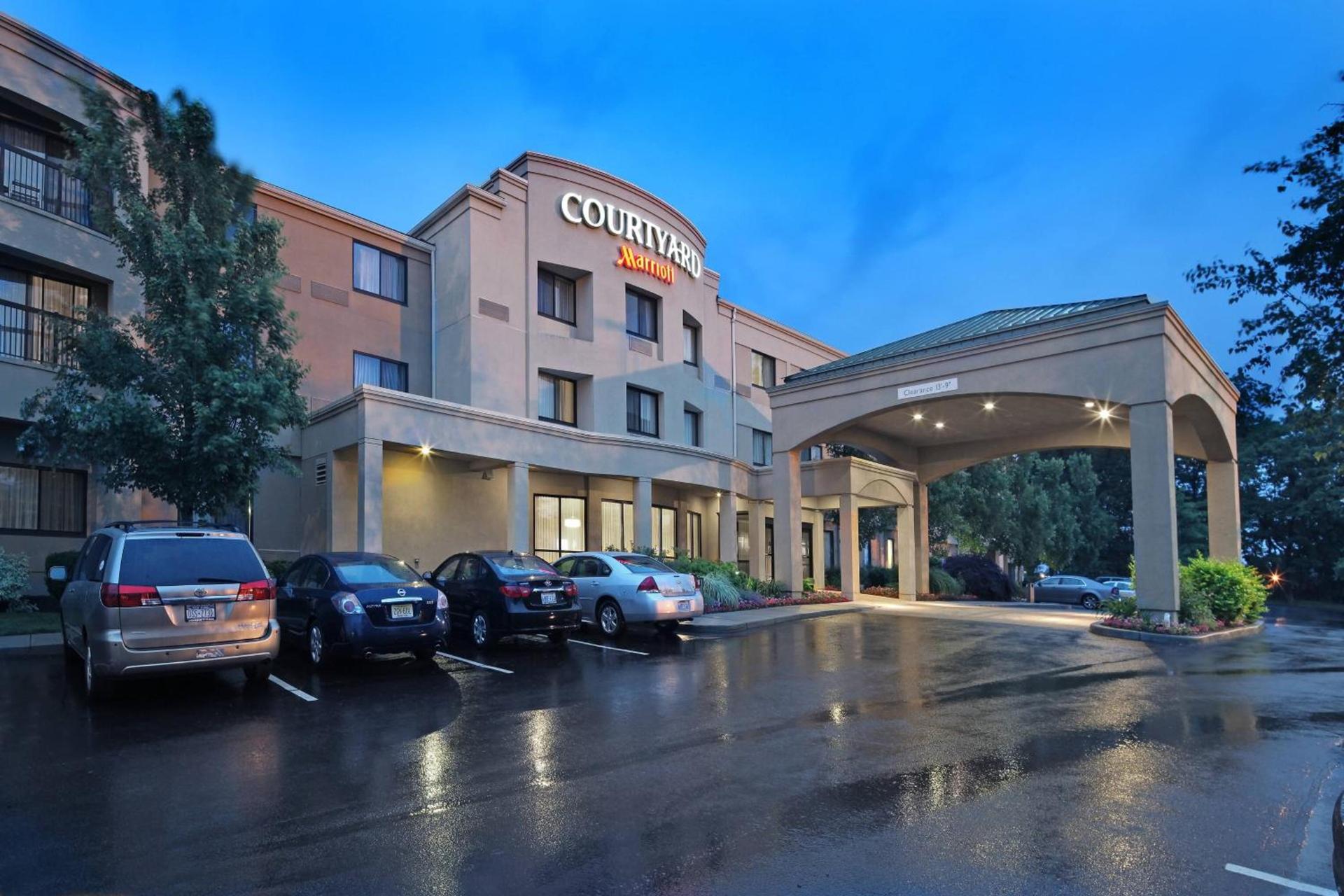 Courtyard by Marriott Providence Warwick photo 1