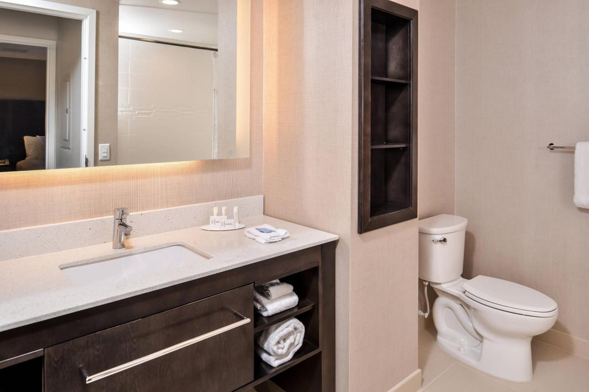 Residence Inn by Marriott Charlotte Northlake photo 16