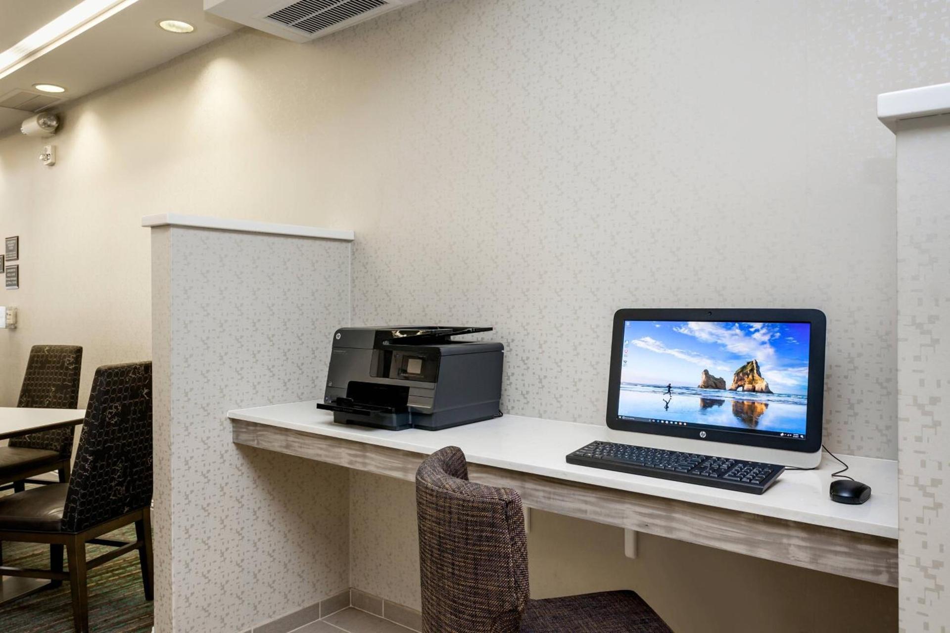 Residence Inn by Marriott Stockton photo 10