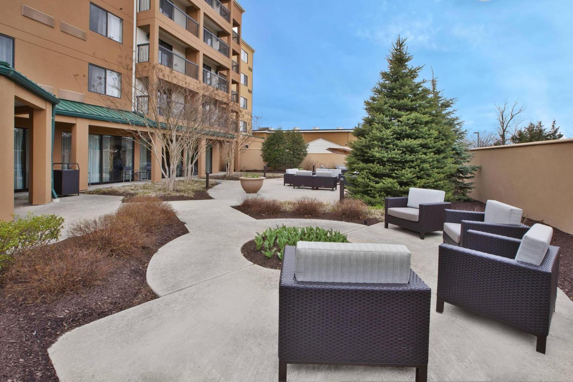 Courtyard by Marriott Somerset photo 16