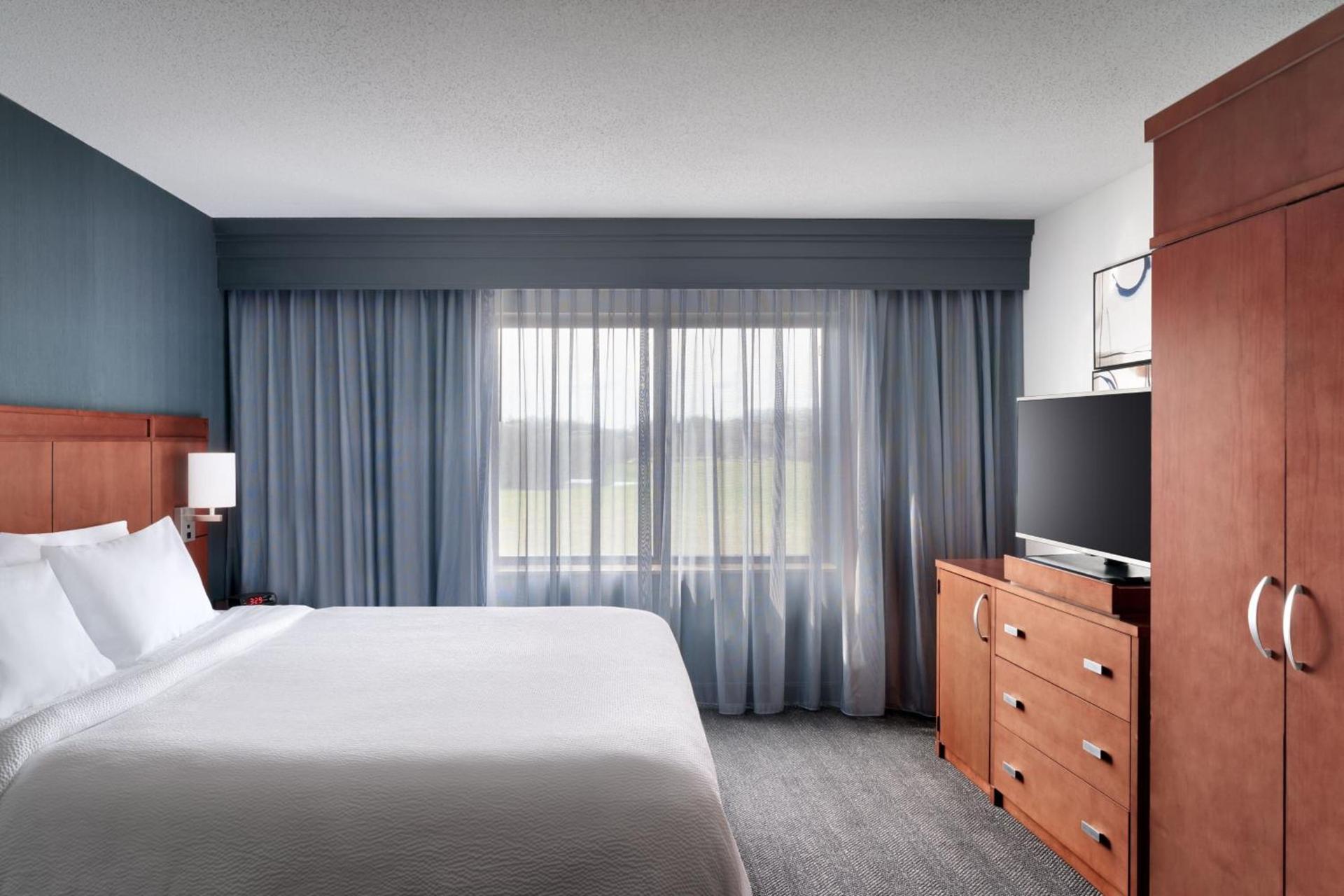 Courtyard by Marriott Johnson City photo 19