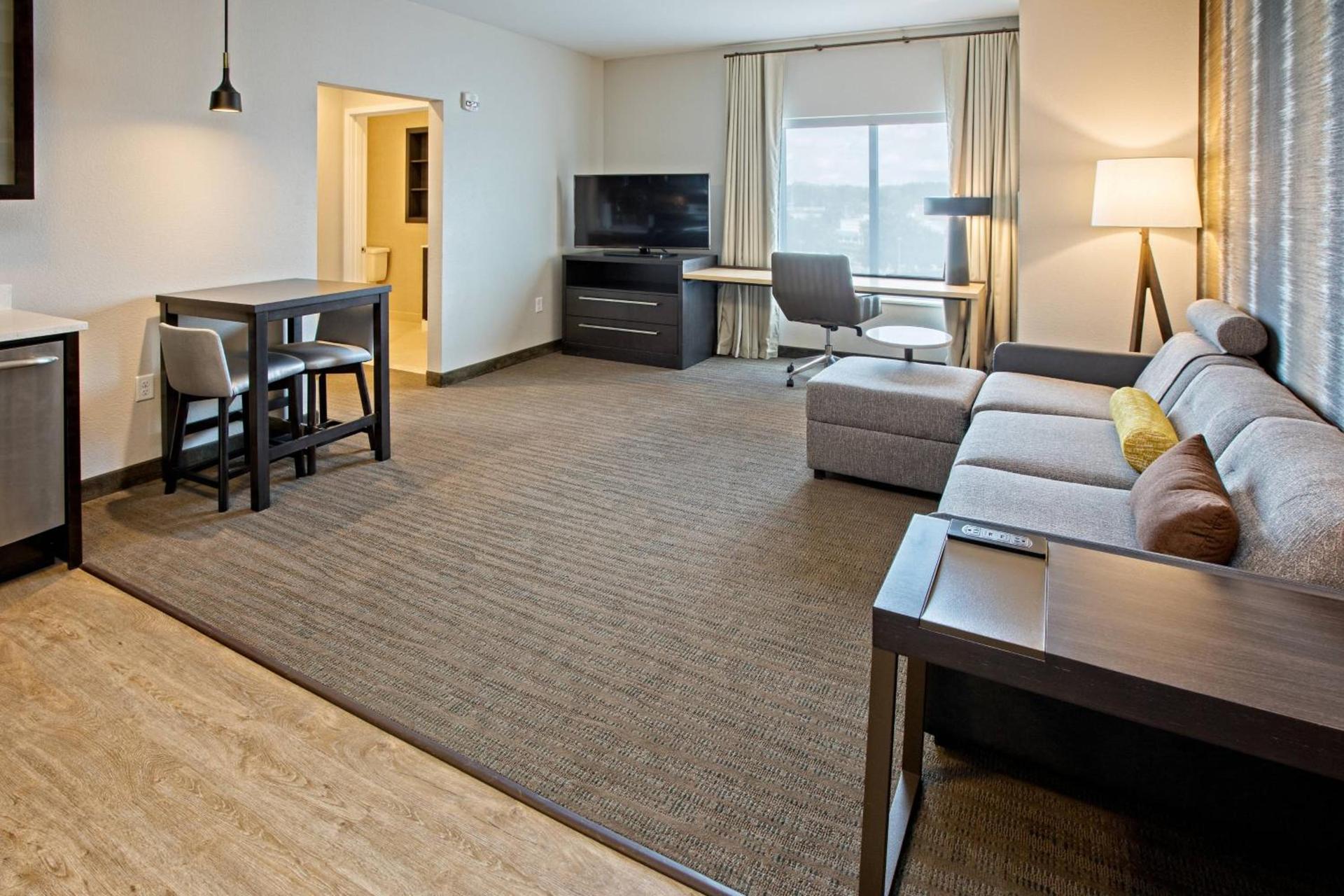 Residence Inn by Marriott Louisville East/Oxmoor photo 8