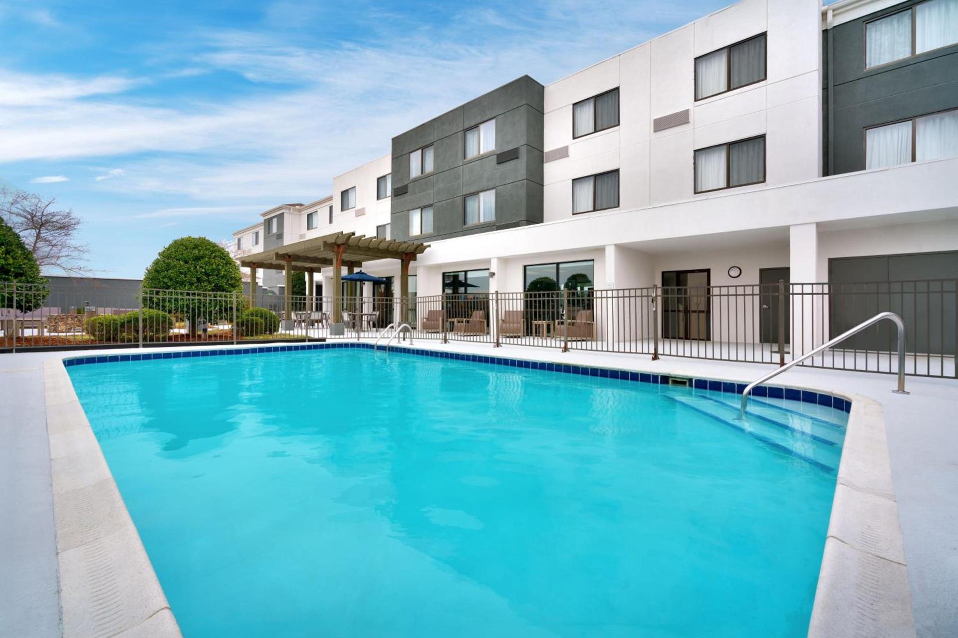 Courtyard by Marriott Johnson City photo 40