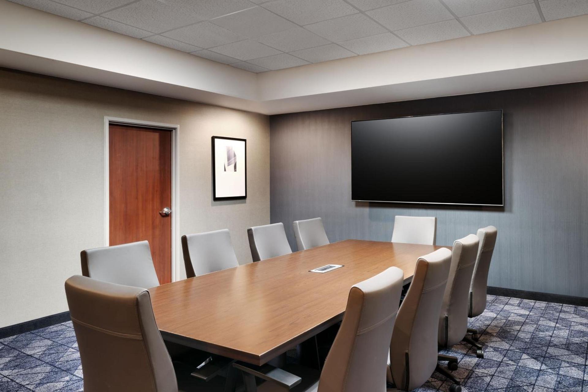 Courtyard by Marriott Johnson City photo 7
