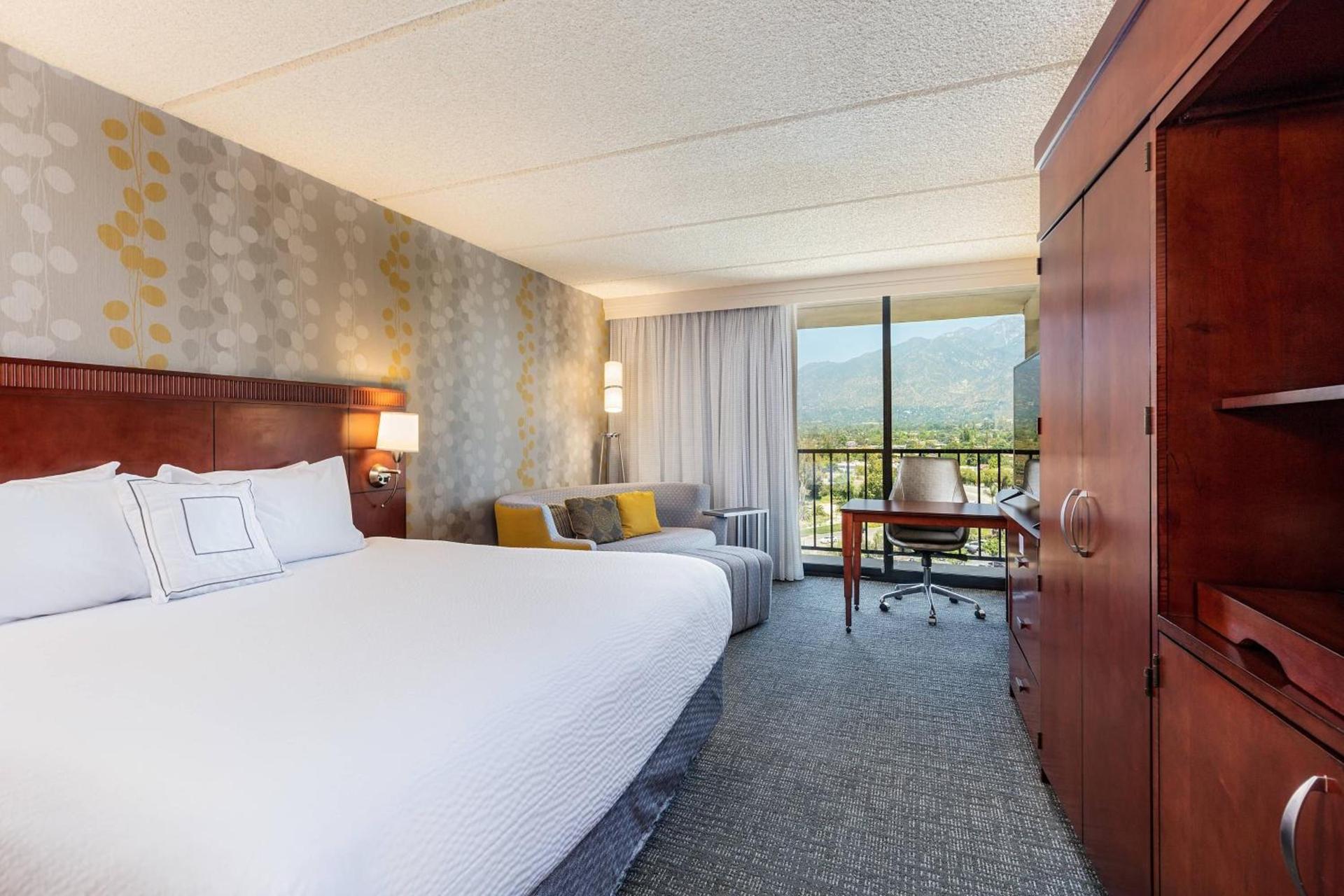 Courtyard by Marriott Los Angeles Pasadena/Monrovia photo 8