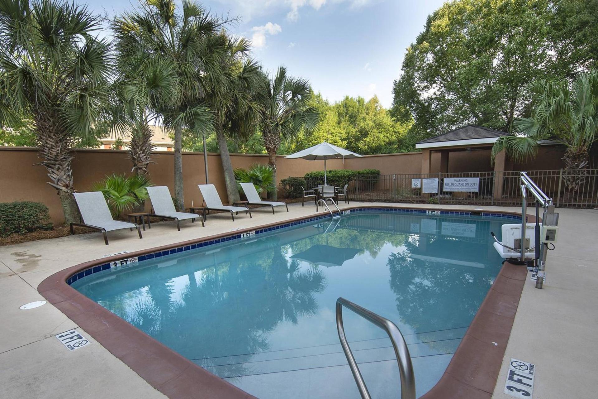 Courtyard by Marriott Valdosta photo 5