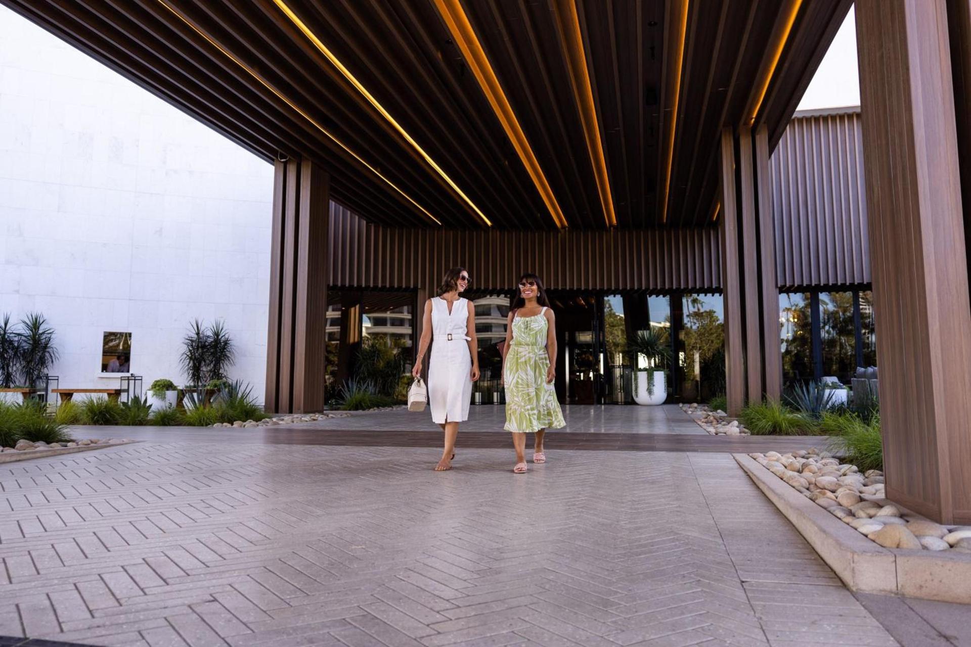 VEA Newport Beach, a Marriott Resort & Spa photo 12