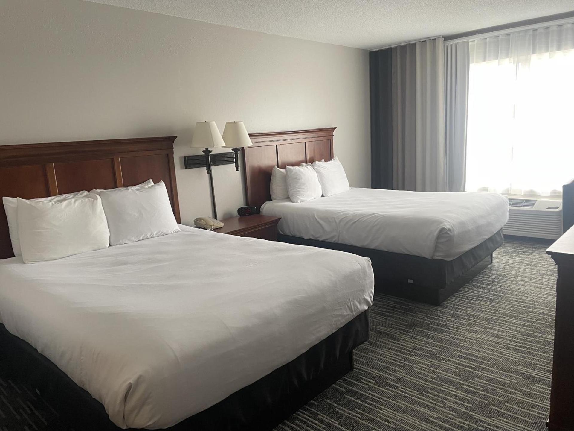 HARMONY INN & SUITES photo 63