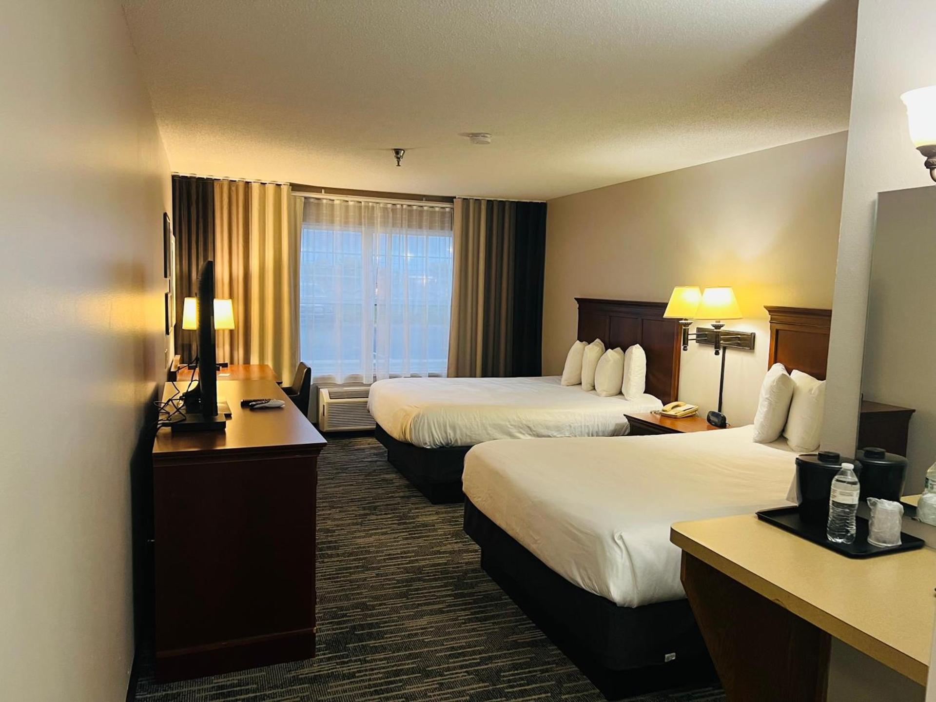 HARMONY INN & SUITES photo 64