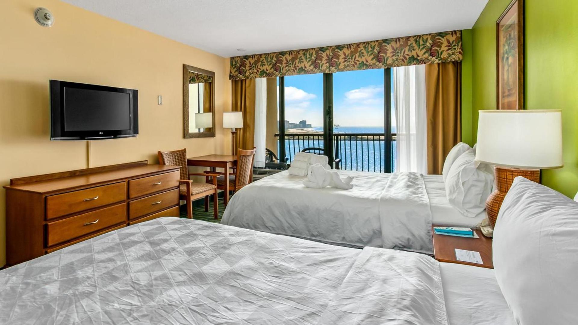 Holiday Inn & Suites Clearwater Beach by IHG photo 82