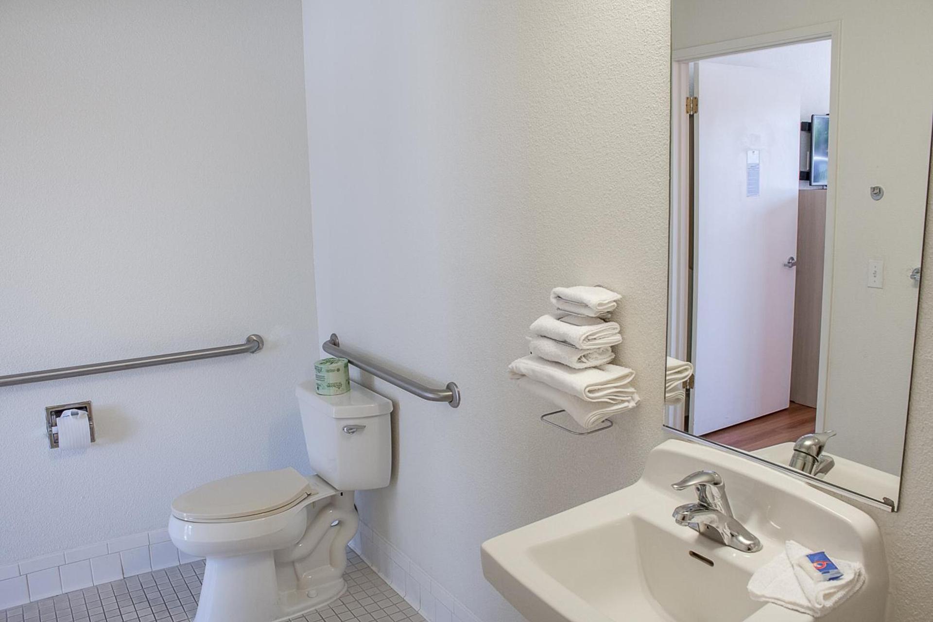 Motel 6-Ukiah, CA photo 34