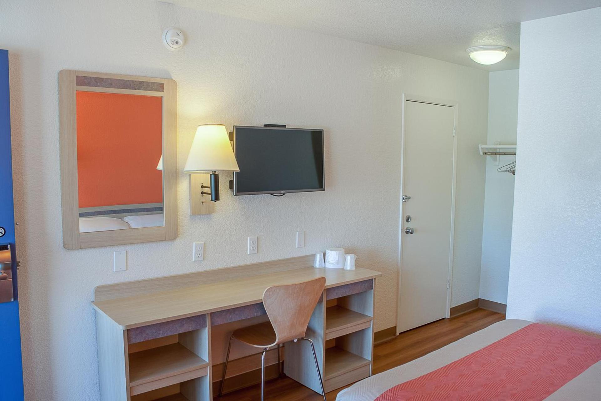 Motel 6-Ukiah, CA photo 16