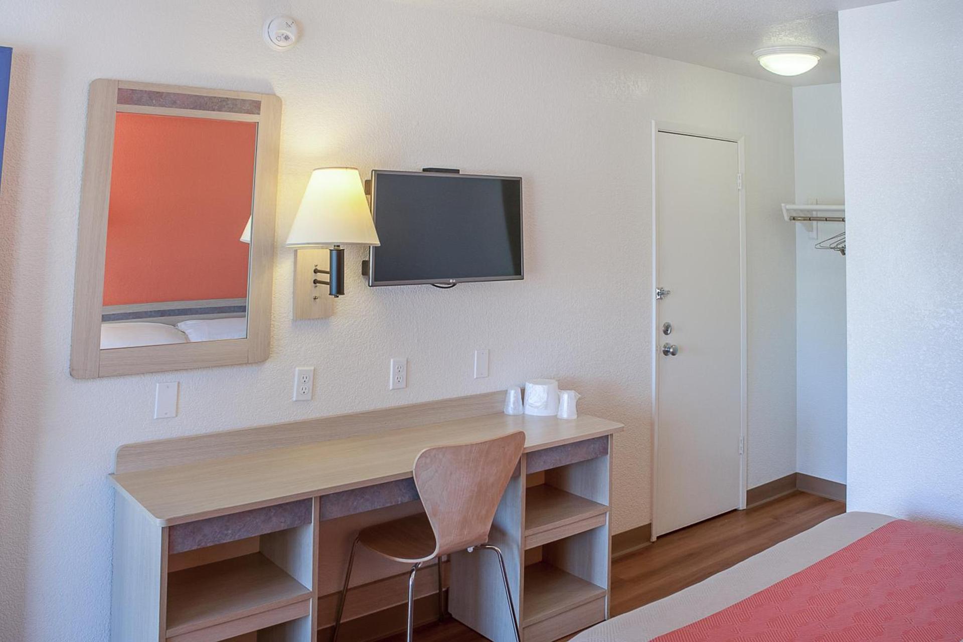 Motel 6-Ukiah, CA photo 29