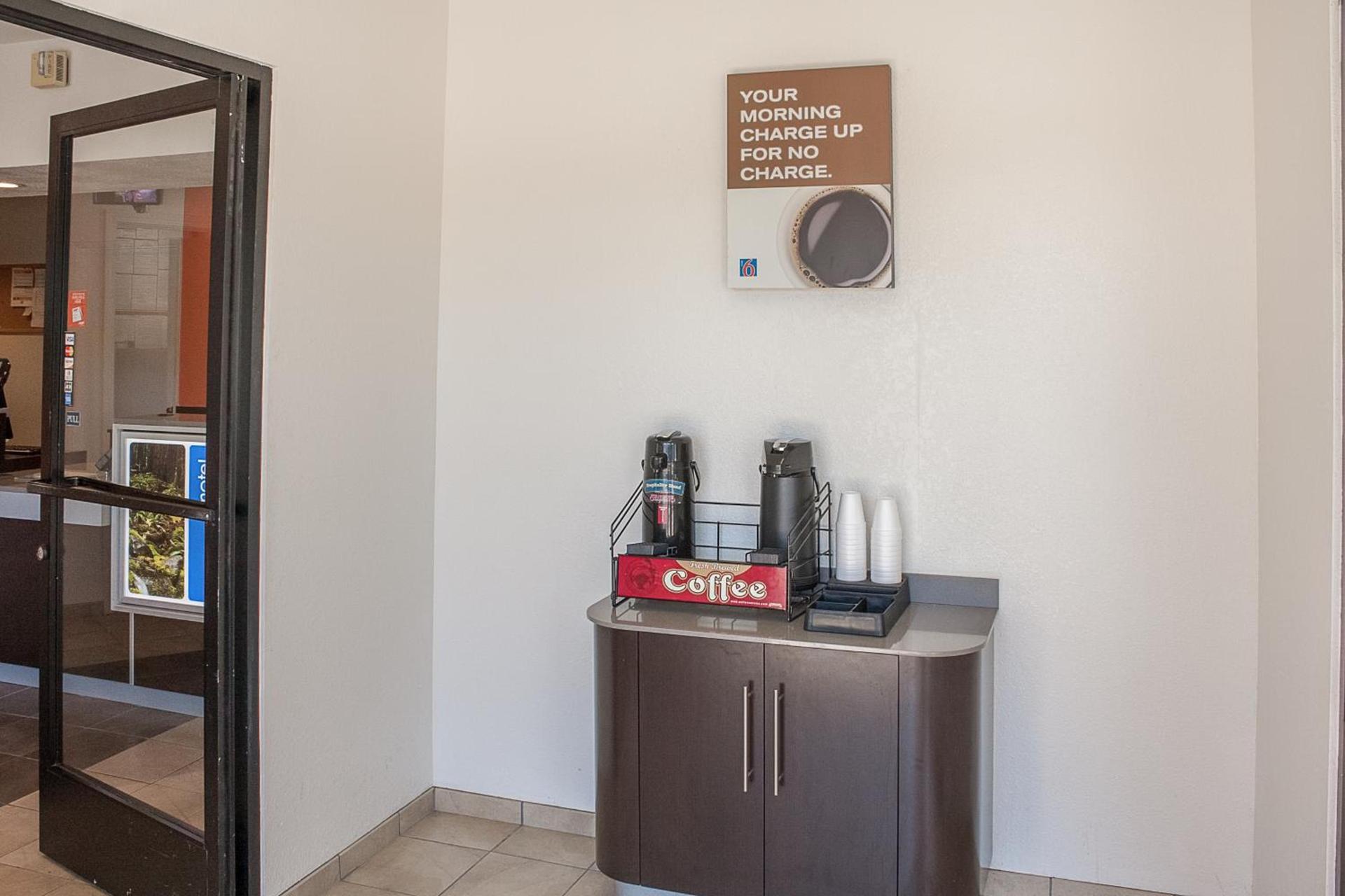 Motel 6-Ukiah, CA photo 36
