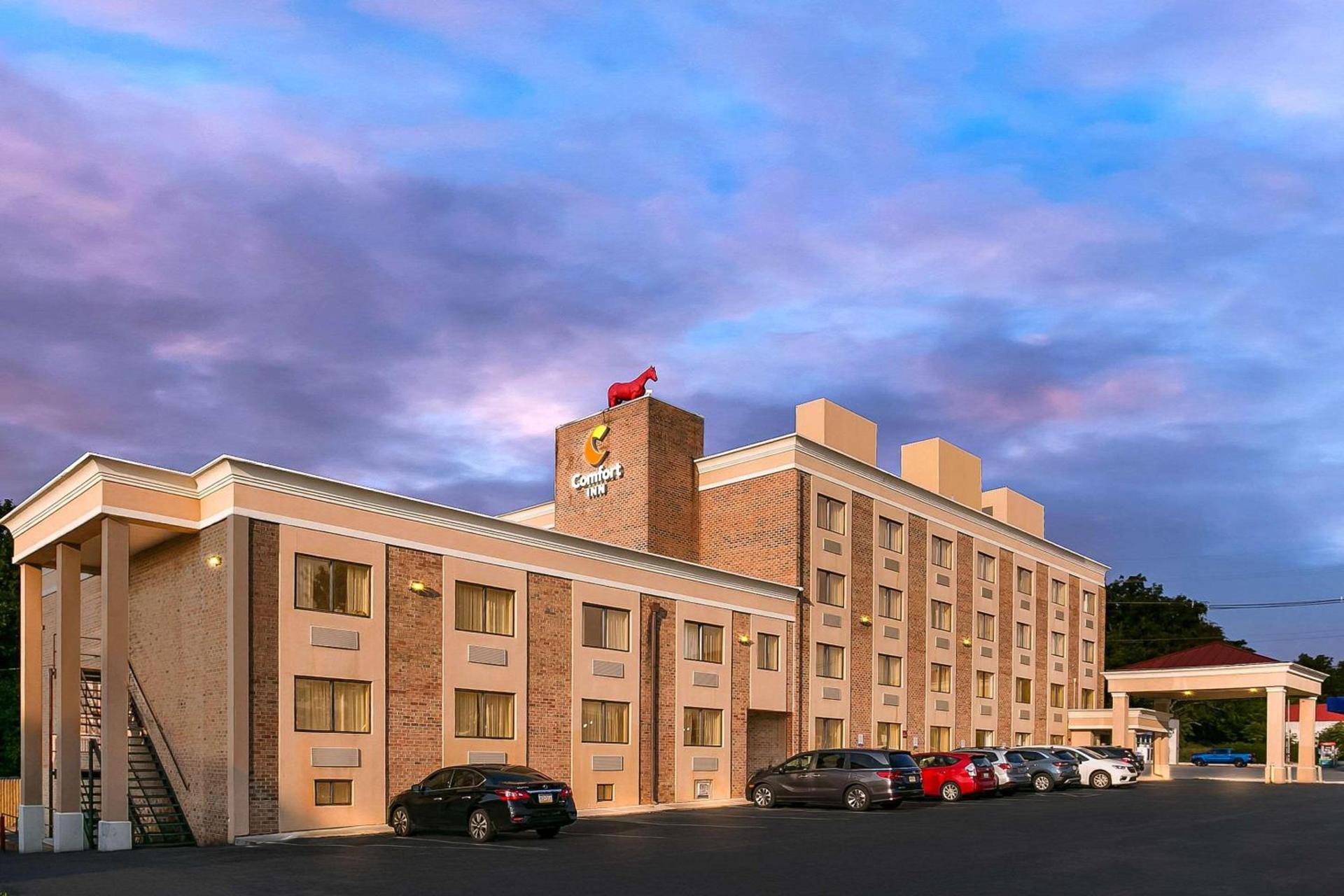 Comfort Inn Red Horse Frederick photo 2