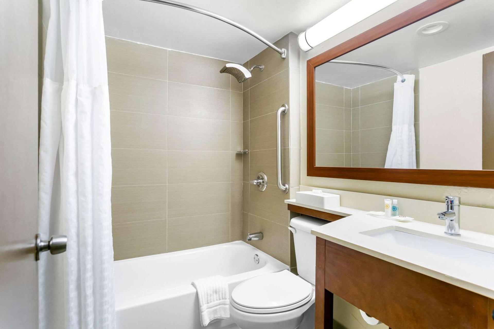 Comfort Inn Red Horse Frederick photo 9