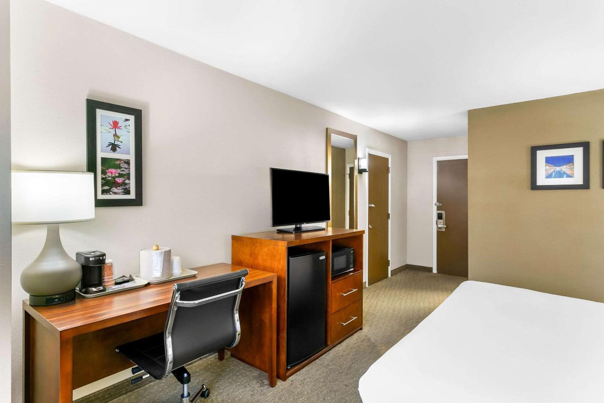 Comfort Inn Red Horse Frederick photo 11