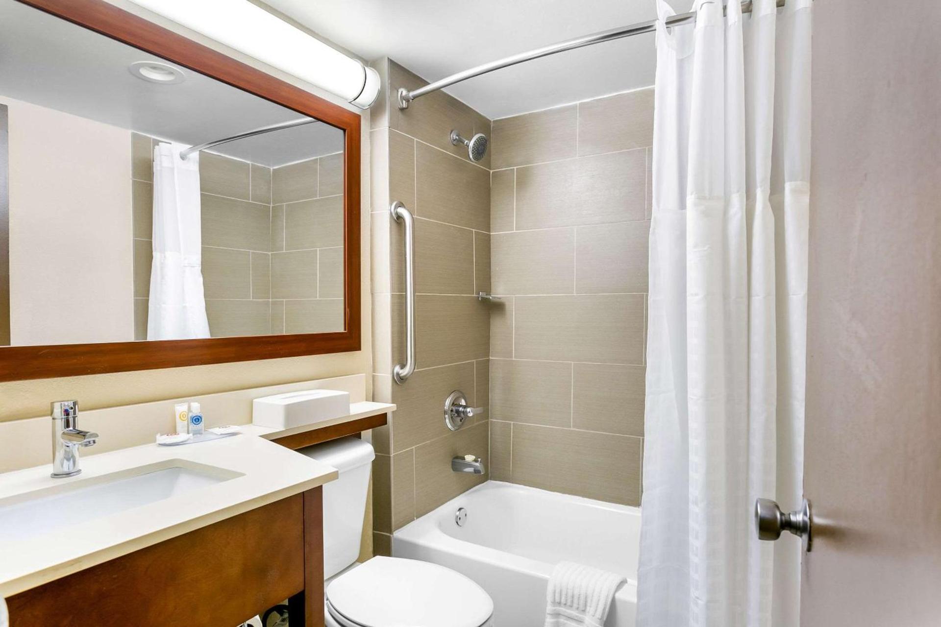 Comfort Inn Red Horse Frederick photo 14