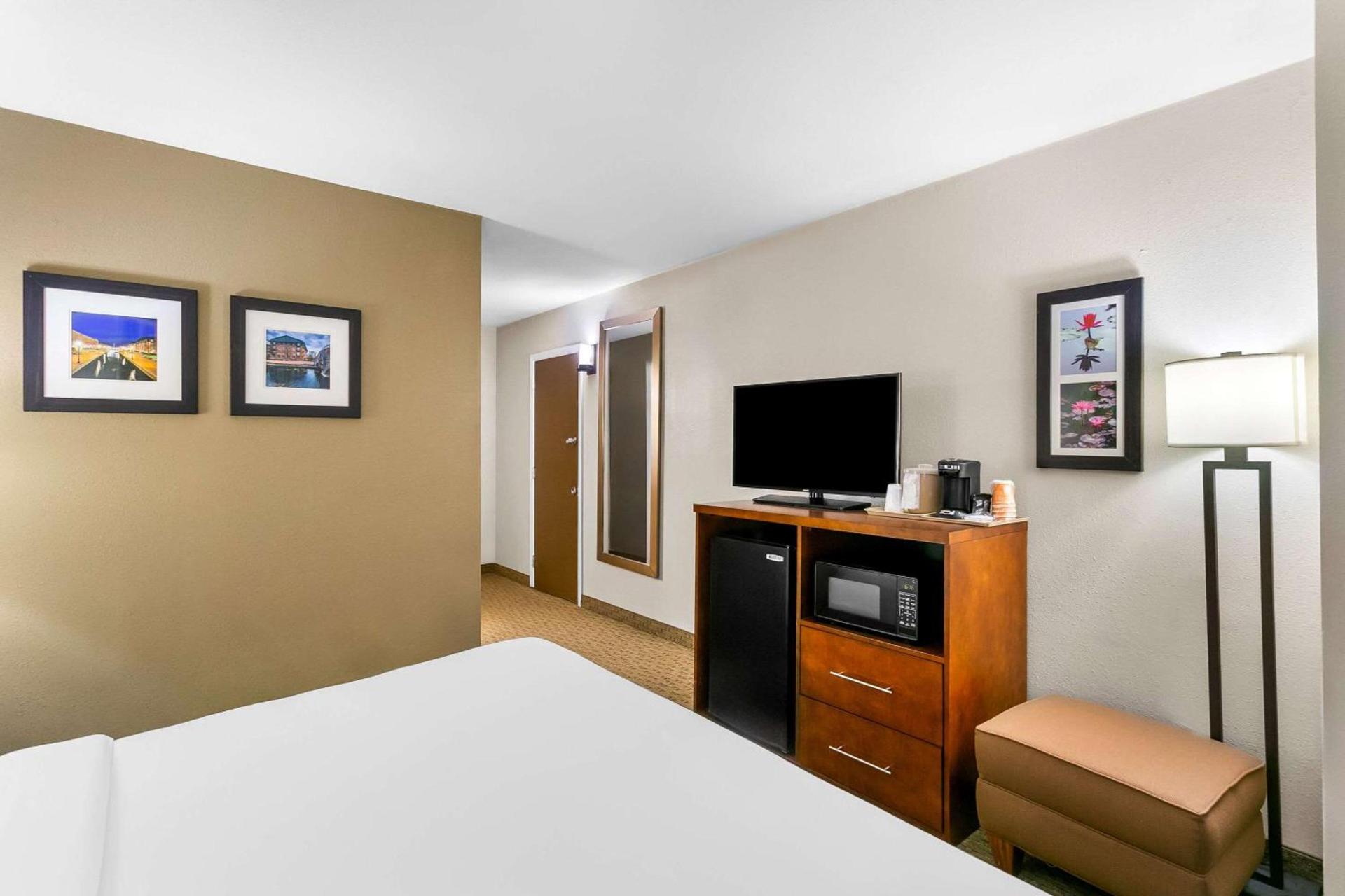 Comfort Inn Red Horse Frederick photo 21