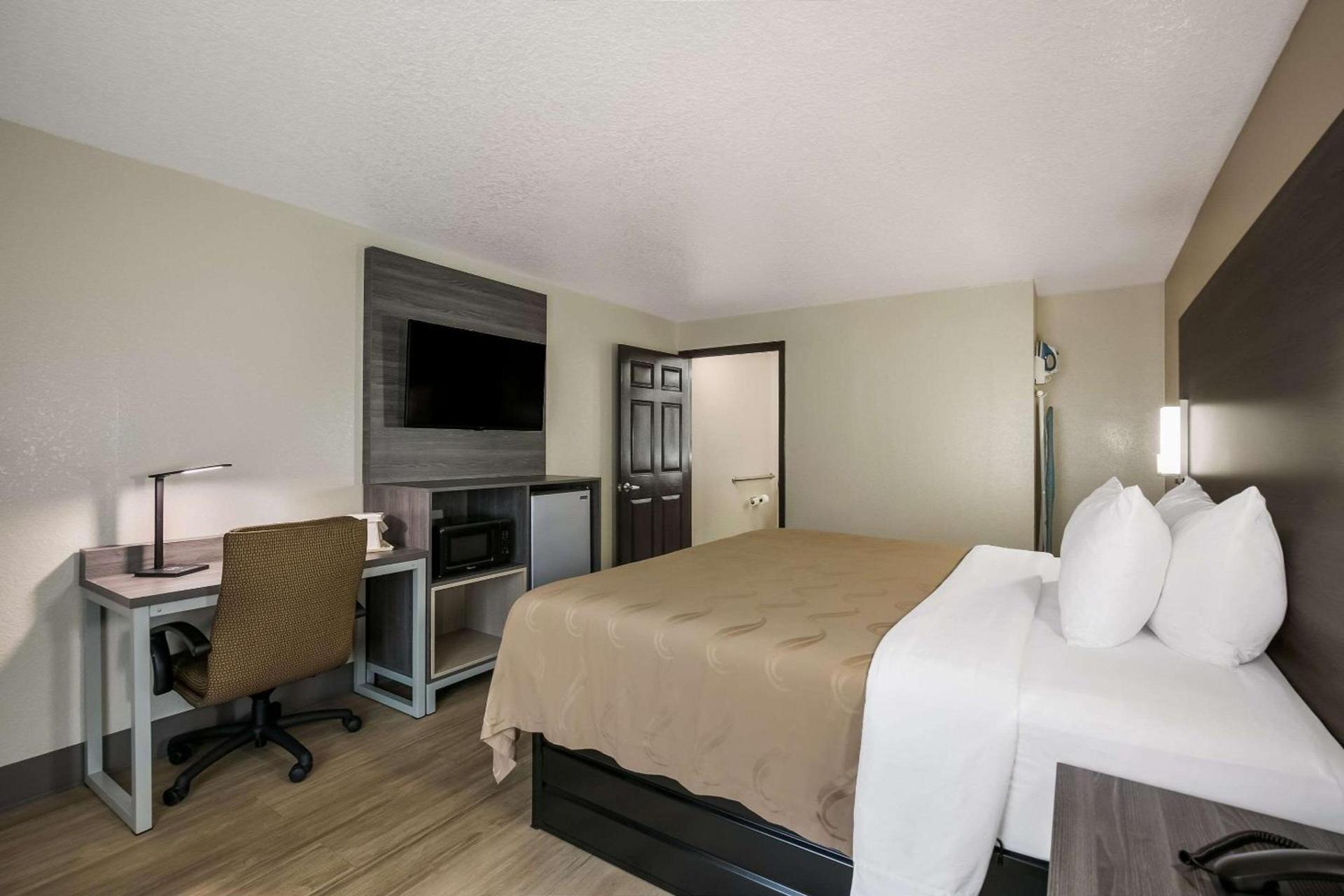 Quality Inn Commerce at I-85 photo 10