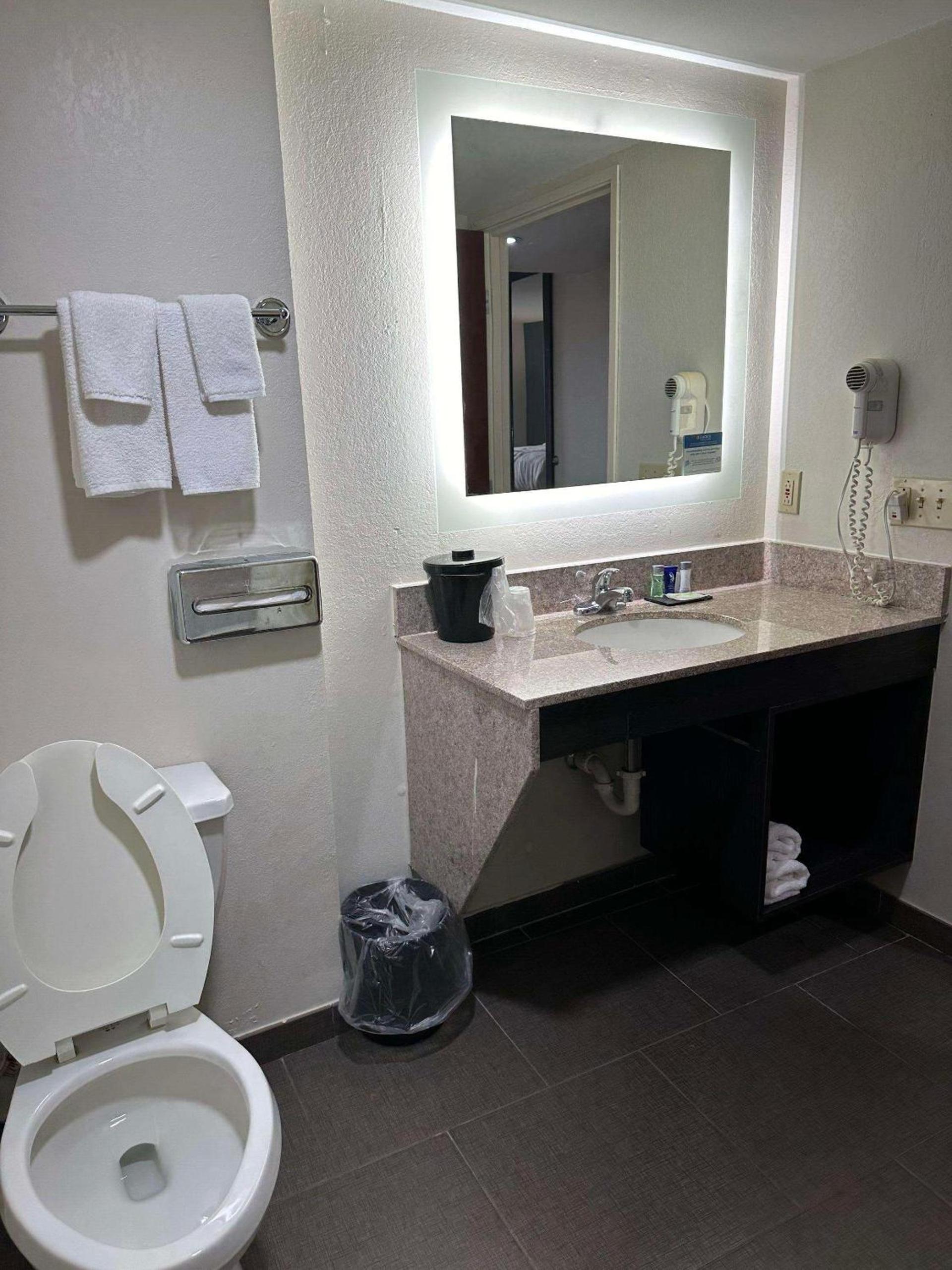 Sleep Inn & Suites Pineville - Alexandria photo 33