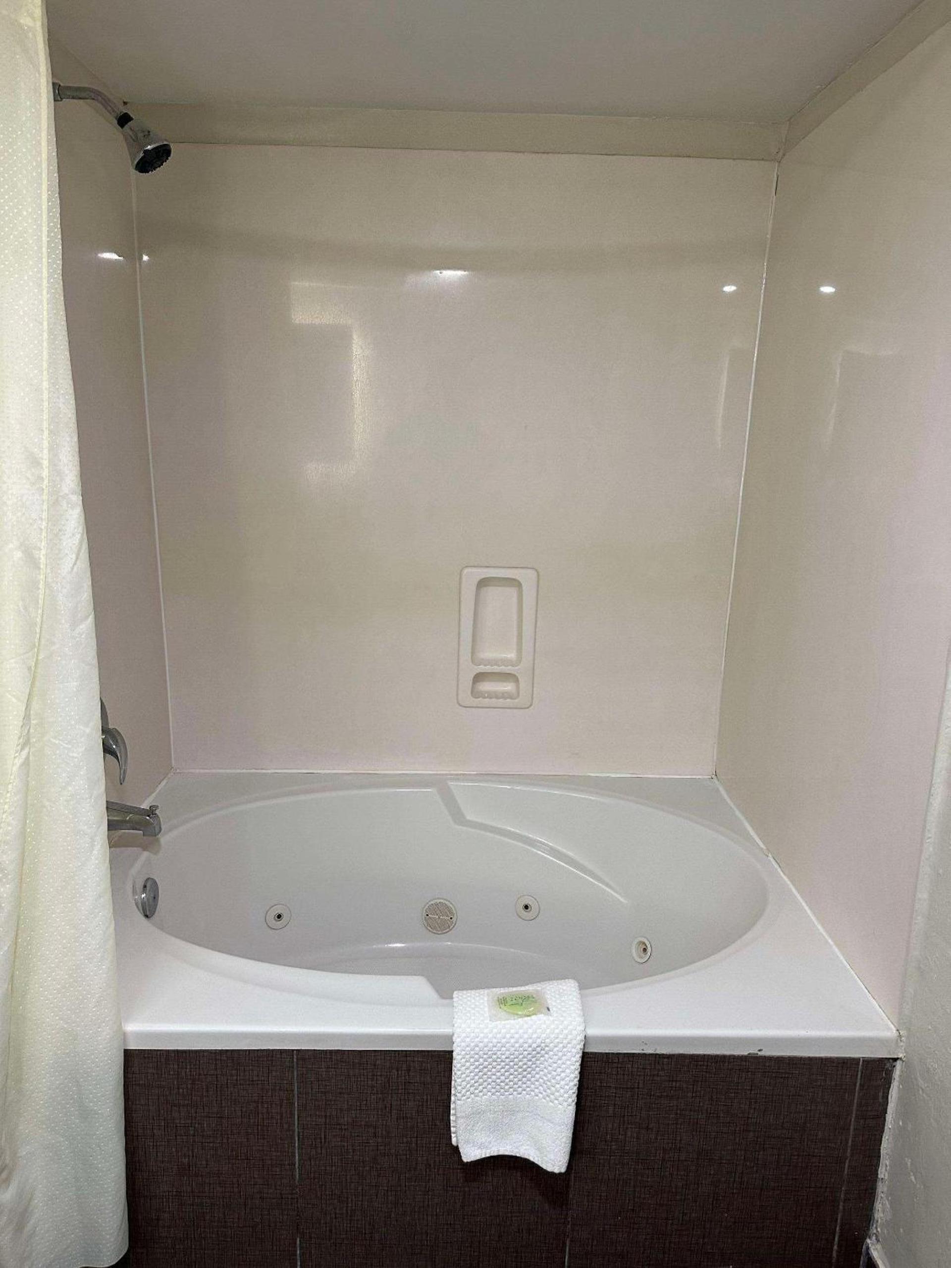 Sleep Inn & Suites Pineville - Alexandria photo 34