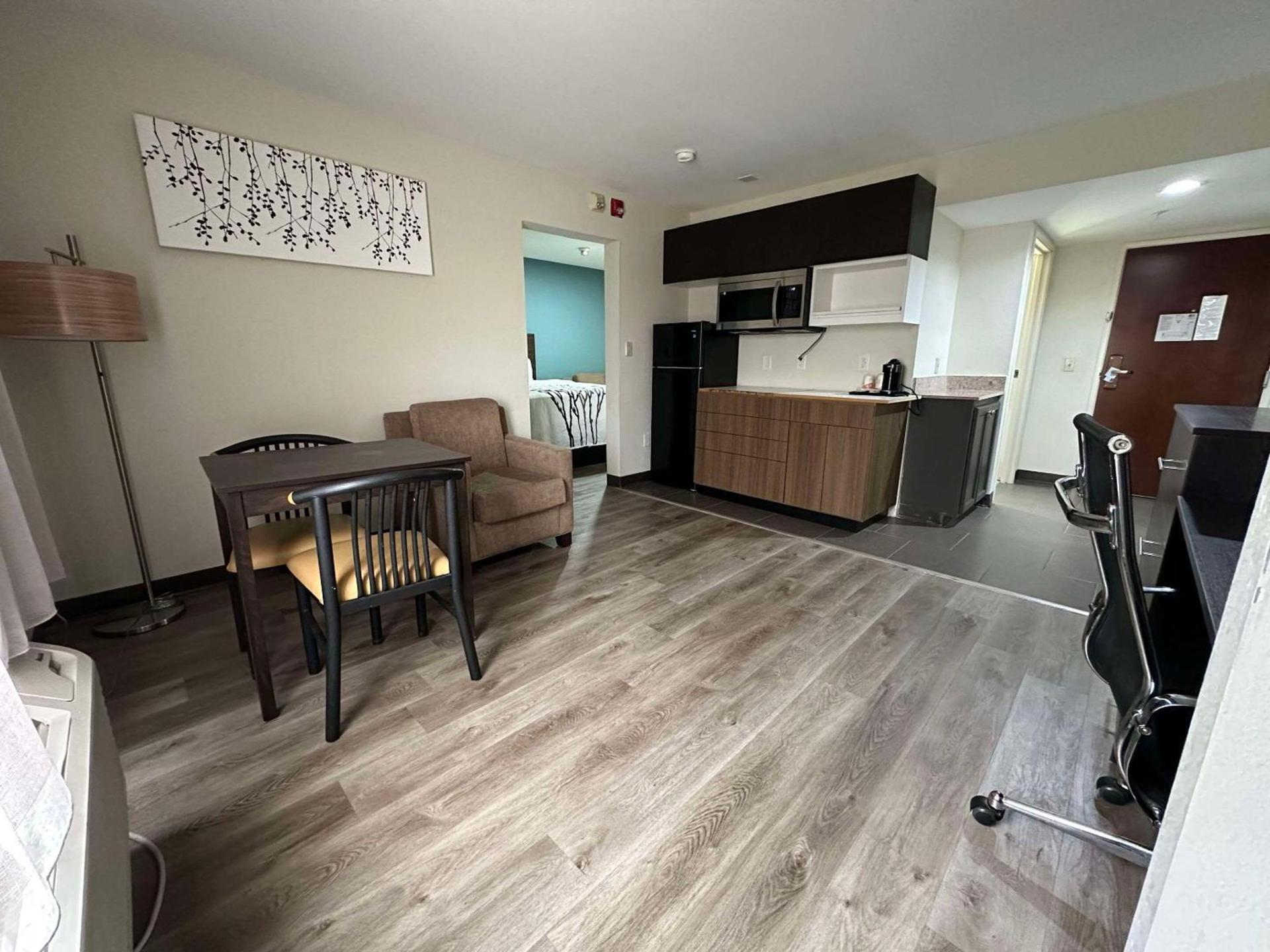 Sleep Inn & Suites Pineville - Alexandria photo 37