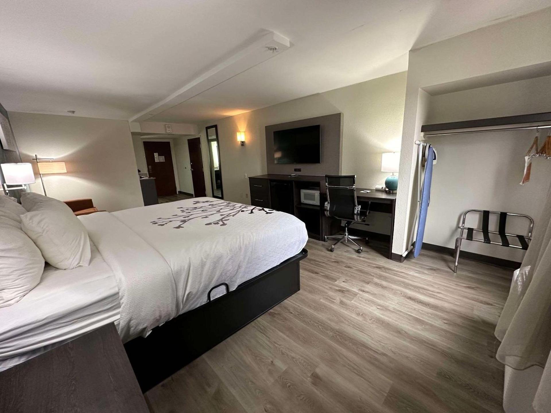 Sleep Inn & Suites Pineville - Alexandria photo 43