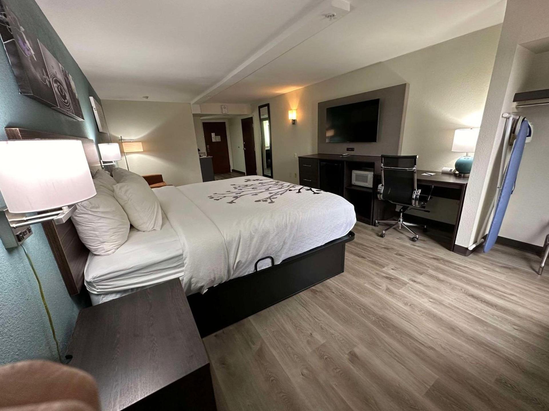 Sleep Inn & Suites Pineville - Alexandria photo 40