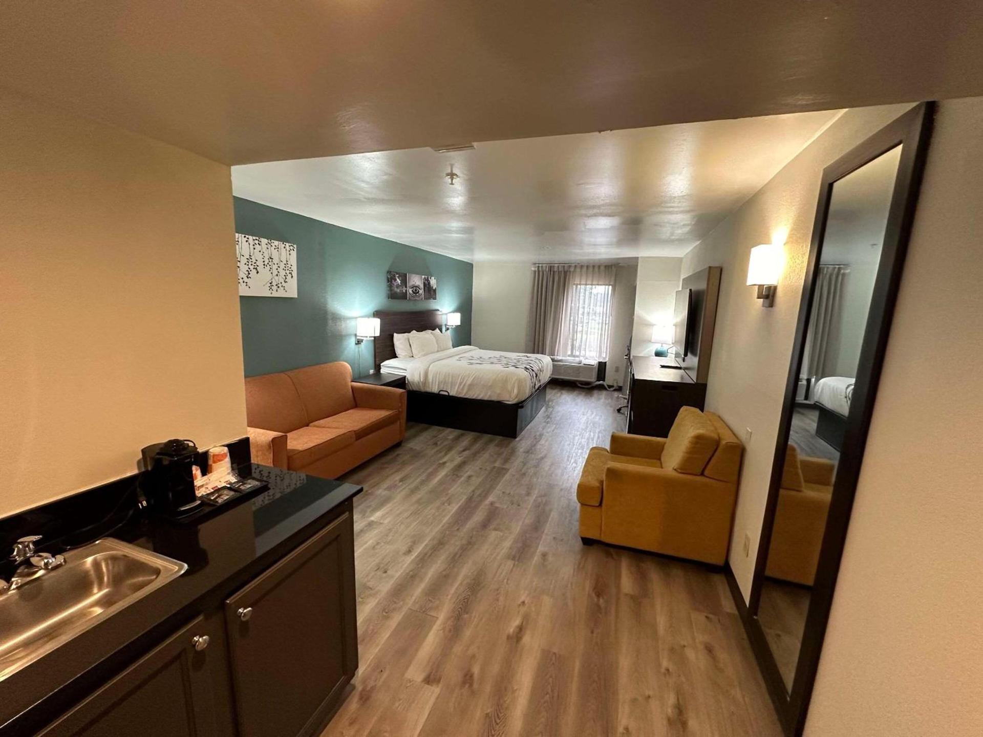 Sleep Inn & Suites Pineville - Alexandria photo 44