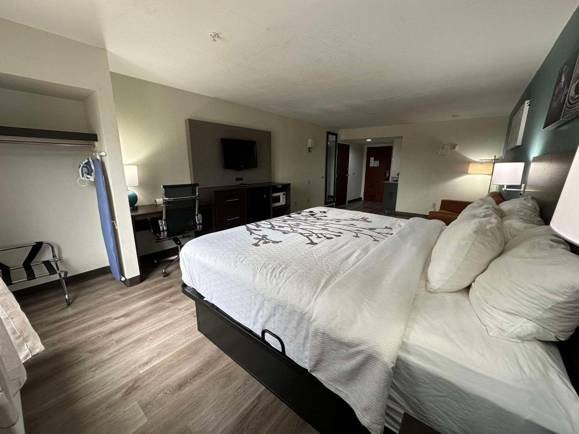 Sleep Inn & Suites Pineville - Alexandria photo 50