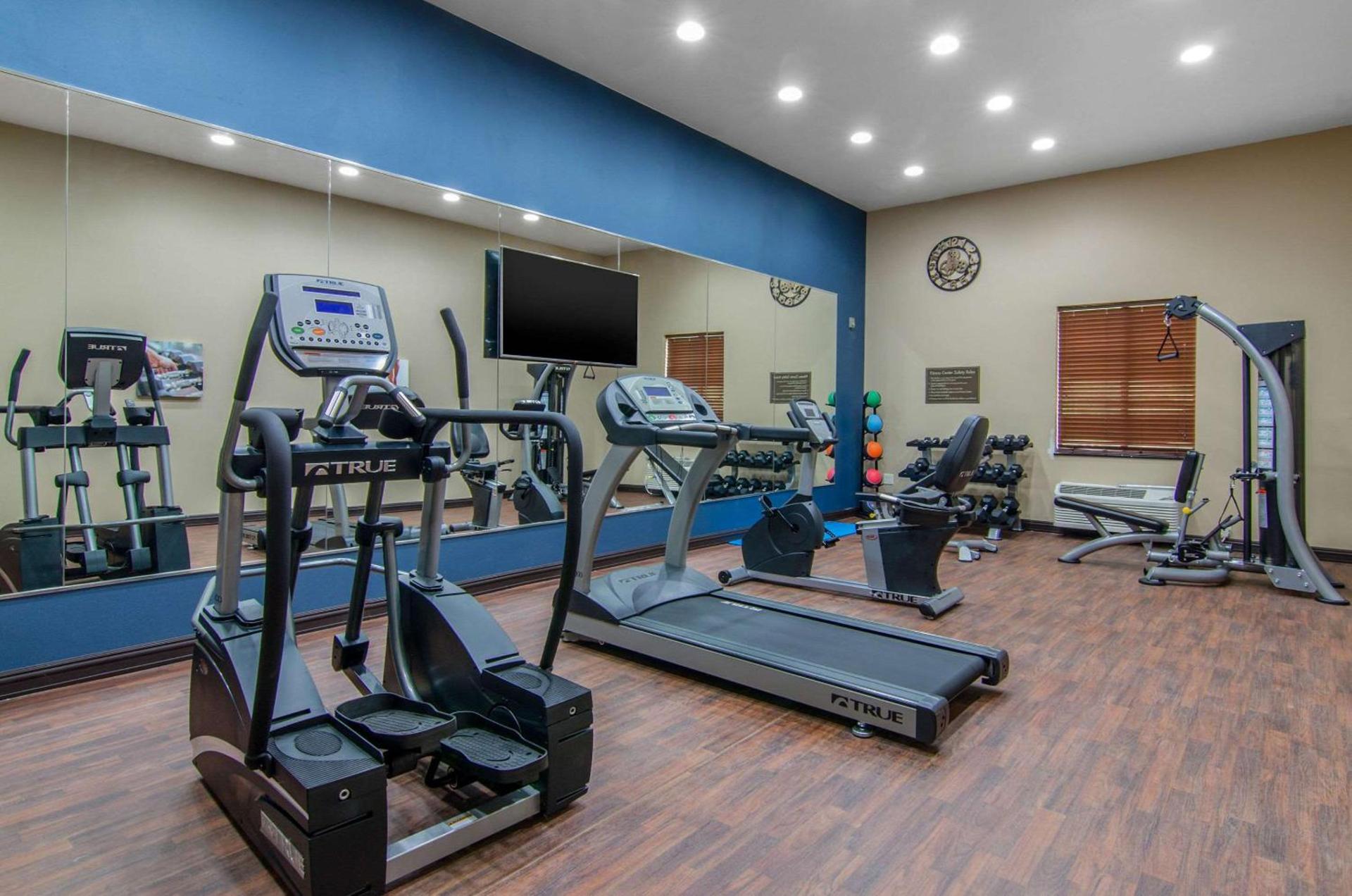 Comfort Inn & Suites Shawnee - Kansas City photo 26