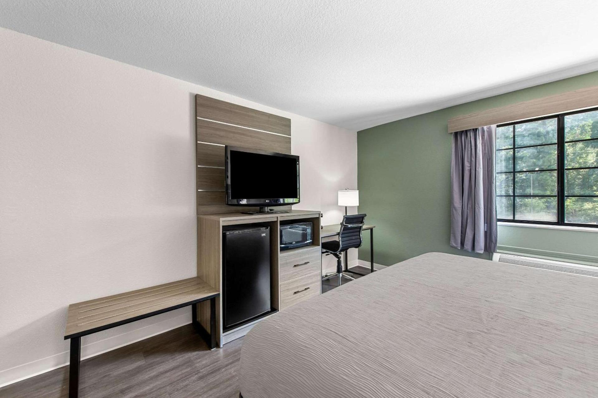 Quality Inn & Suites Kilgore-Longview photo 9