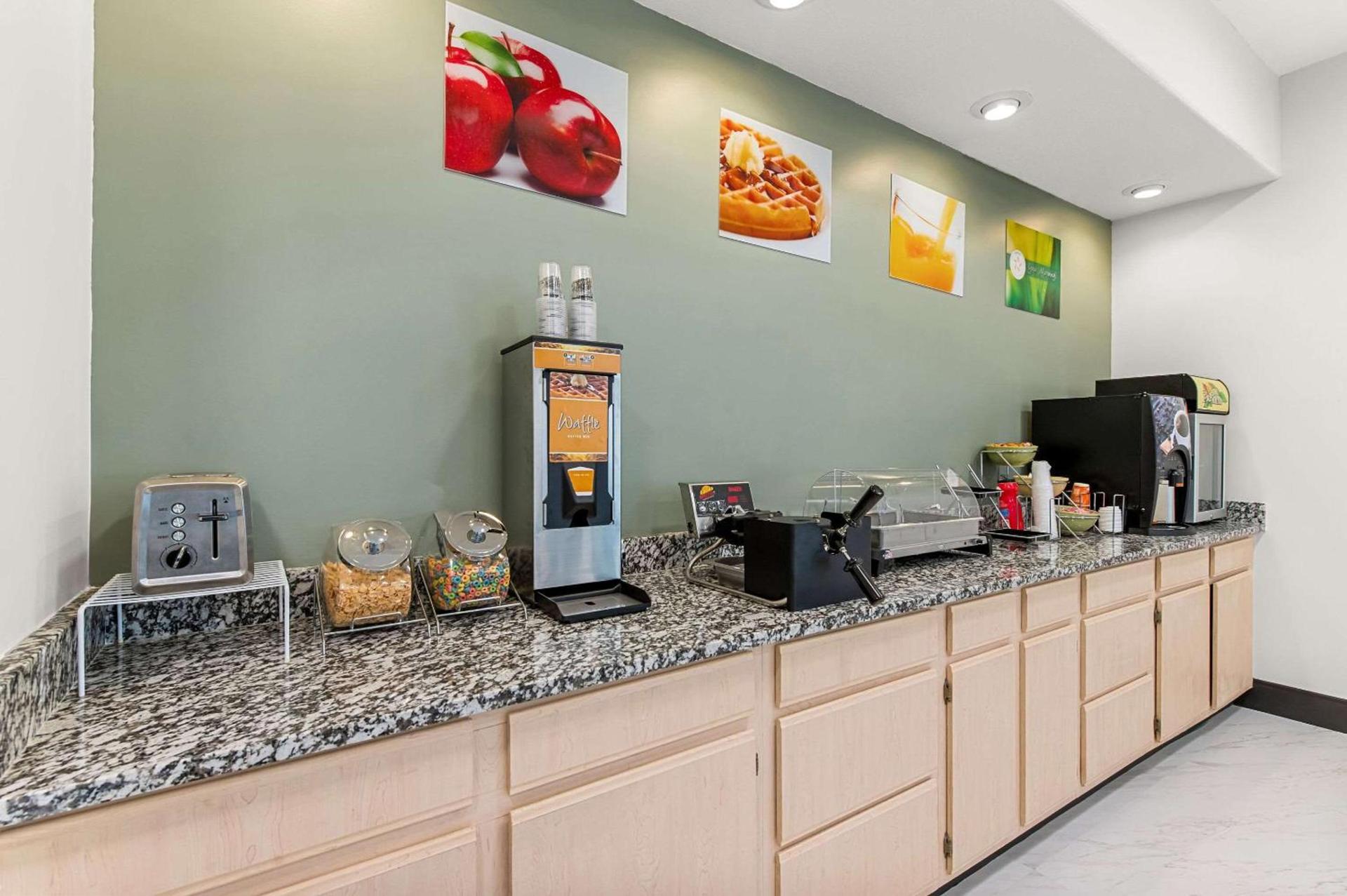 Quality Inn & Suites Kilgore-Longview photo 32