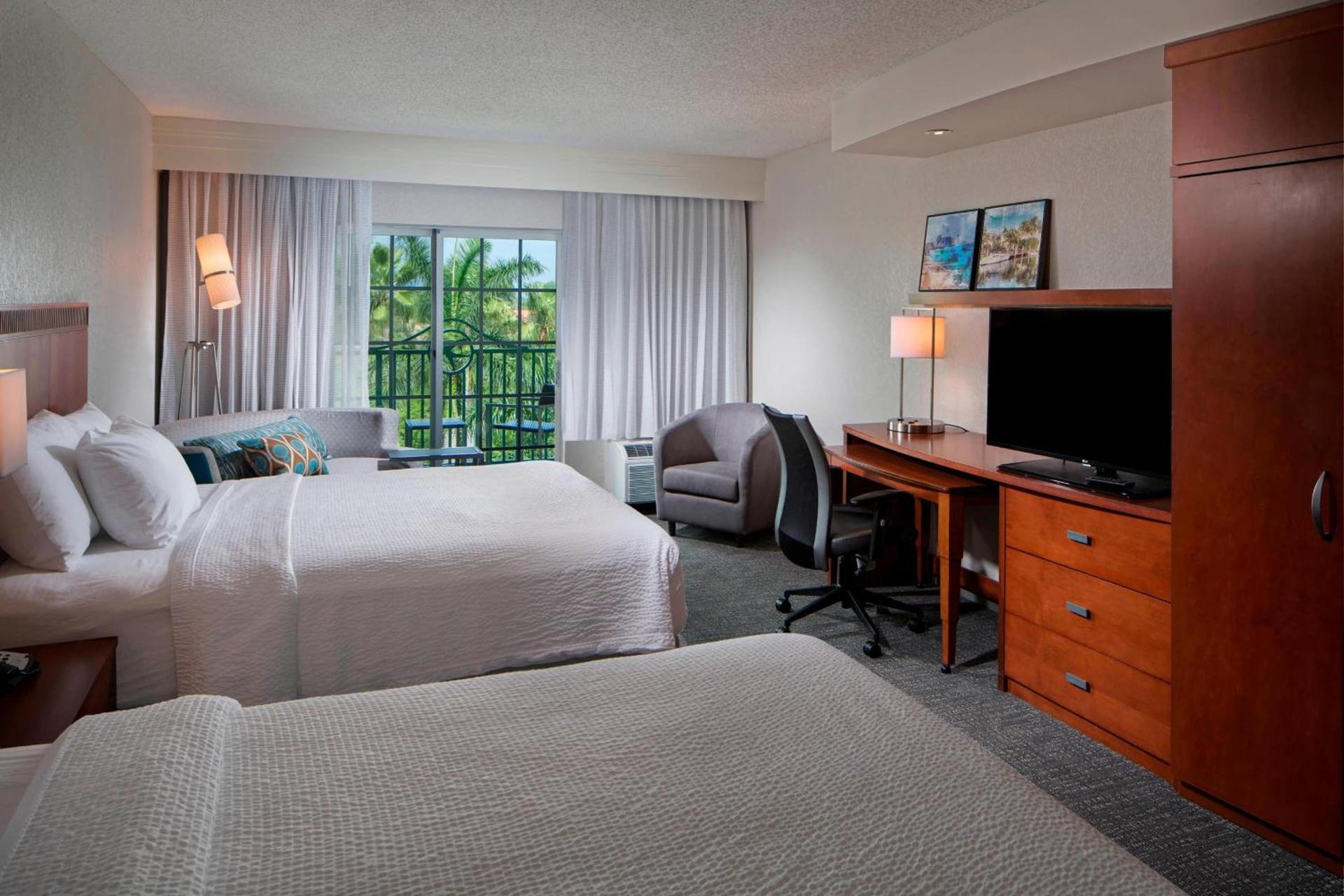 Courtyard by Marriott Fort Lauderdale Airport & Cruise Port photo 8
